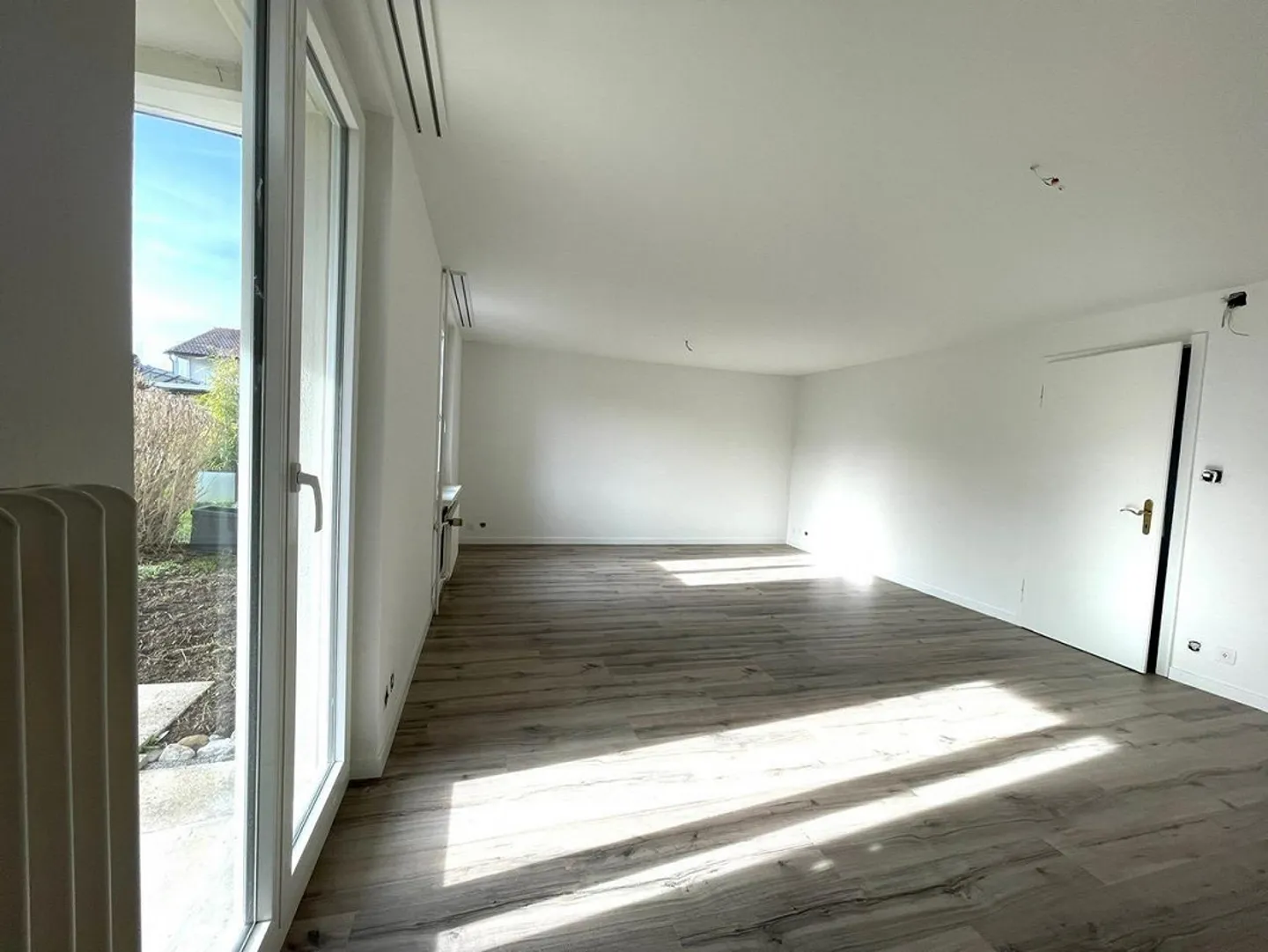 schöne 3.5 Zimmer-Parterrewohnung in ruhiger Lage - Foto 3 von 9