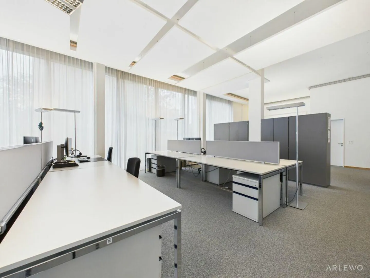 Your new business location in Tribschenstadt - Photo 2 of 14