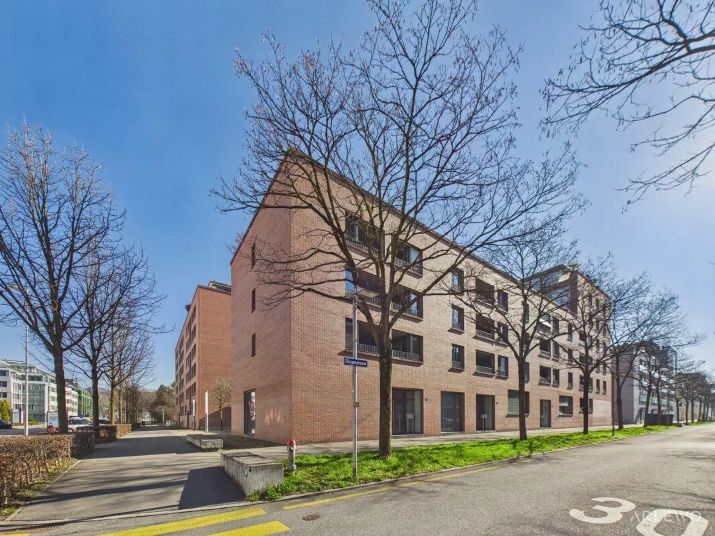 Your new business location in Tribschenstadt - Photo 1 of 14