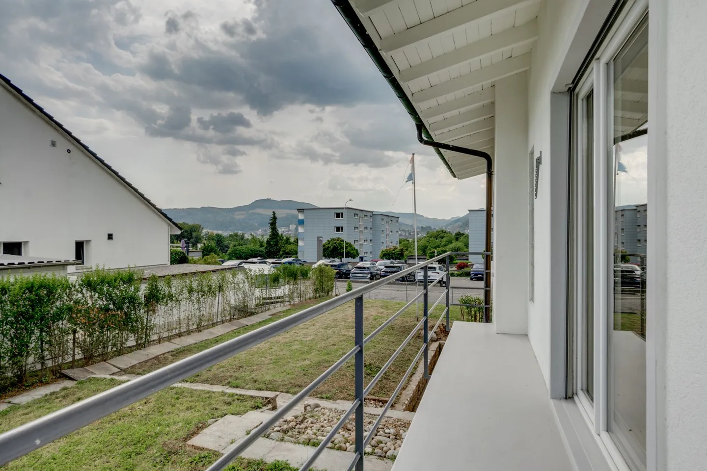 Single-family house with garden - Photo 10 of 14