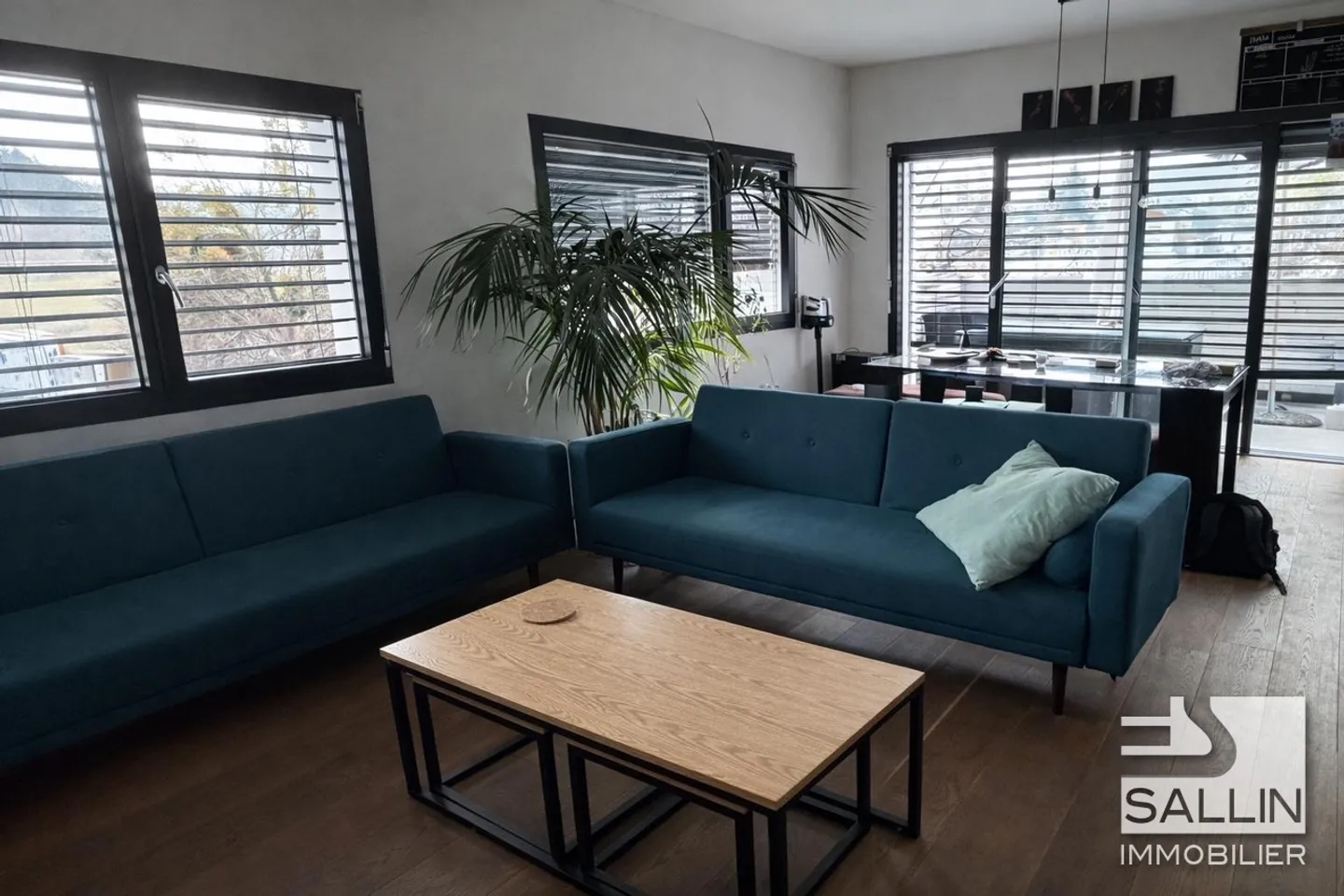 Industrielle Halle von ca. 445 m² mit 5-Zimmer-Wohnung - Foto 4 von 11