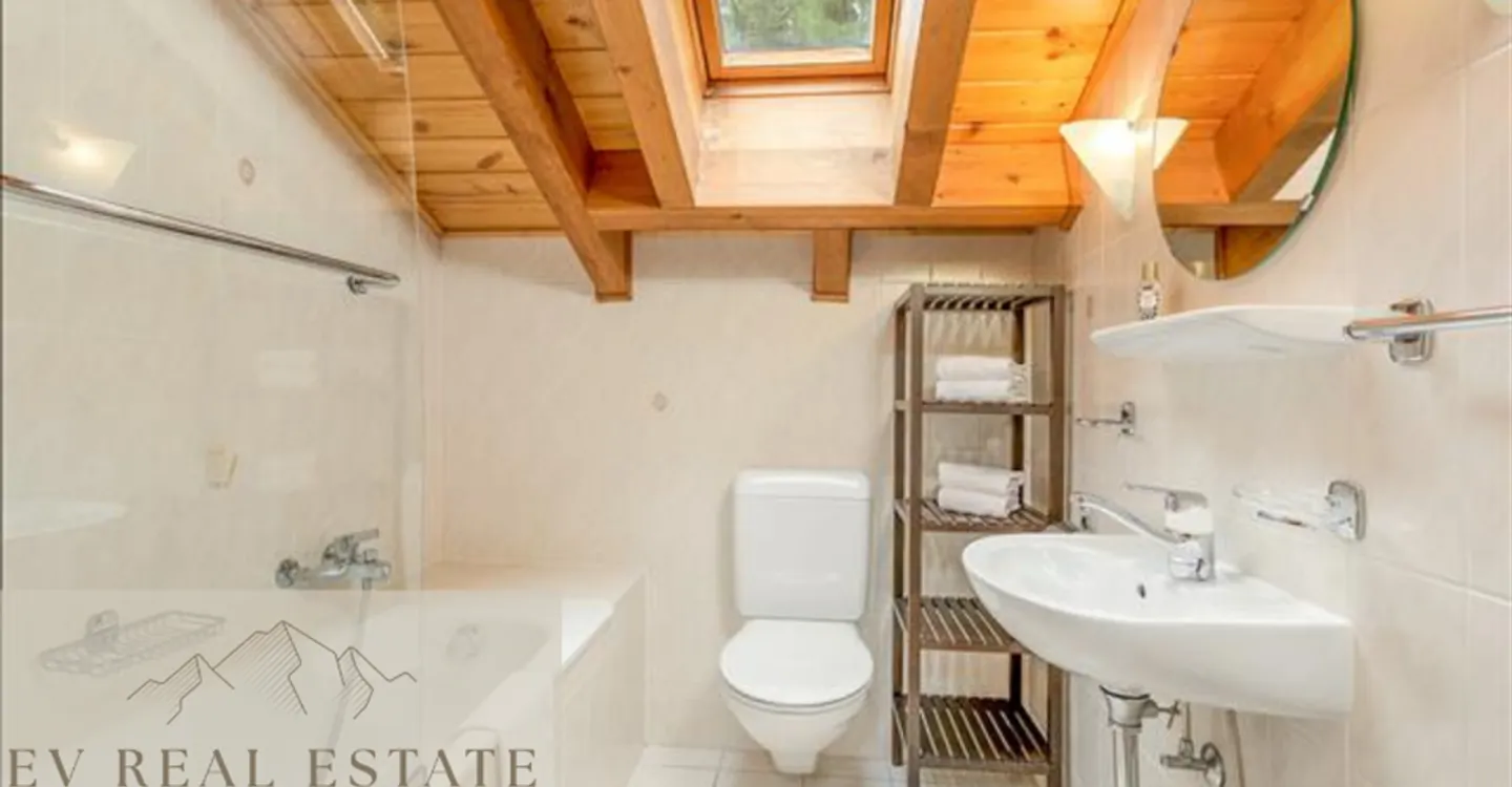 Chalet 6 rooms - Photo 3 of 8