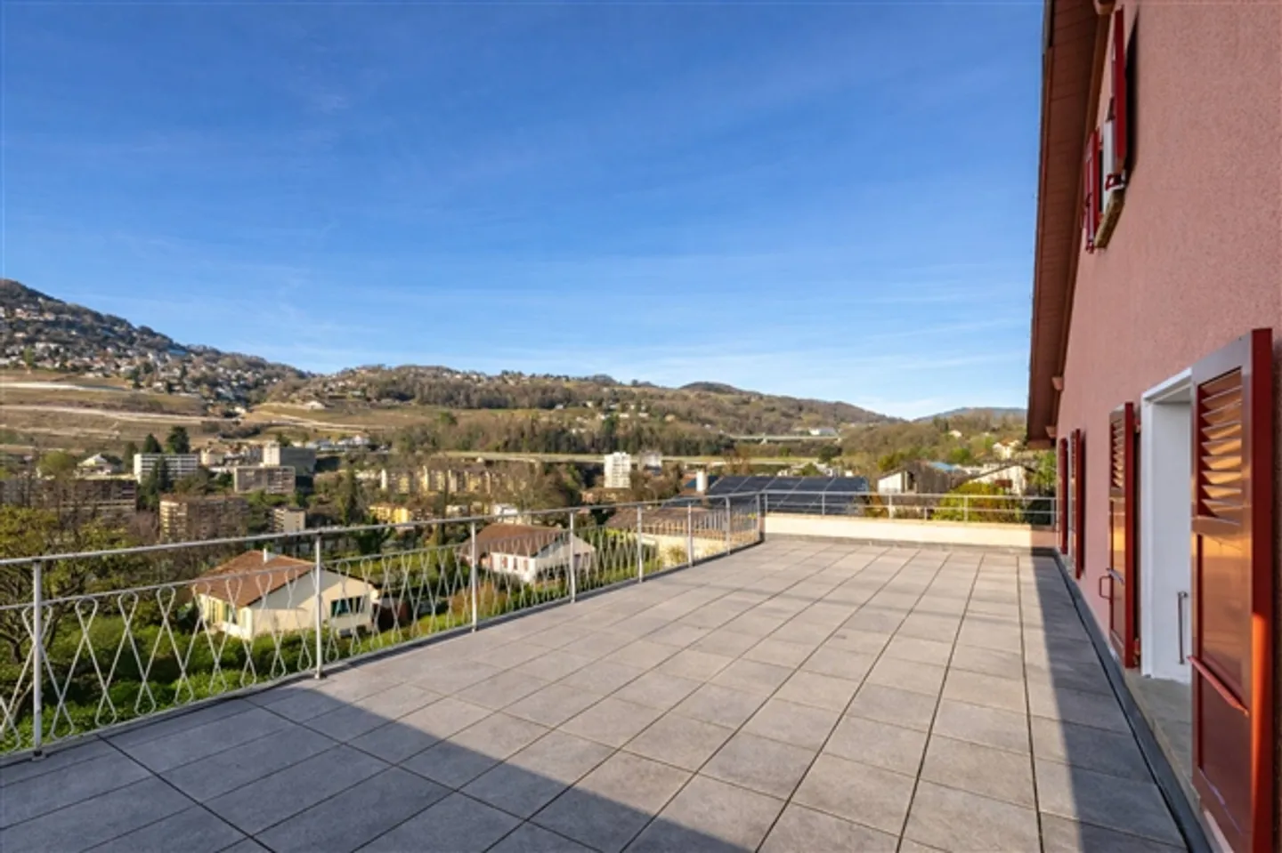 Maison familiale avec potentiel locatif dans un quartier résidentiel de Vevey - Photo 5 sur 13