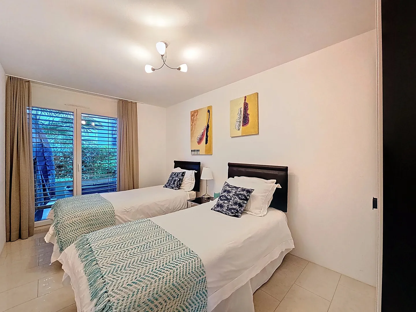 Appartamento moderno con vista lago - Foto 7 di 11