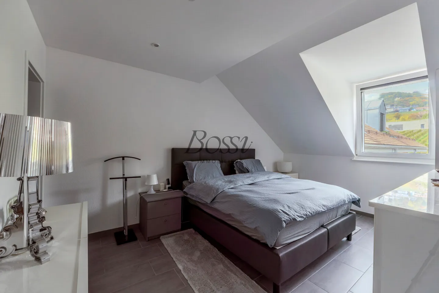 A 8 mn de la gare de Rolle, attique avec vue lac-Alpes-vignobles - Photo 13 sur 13