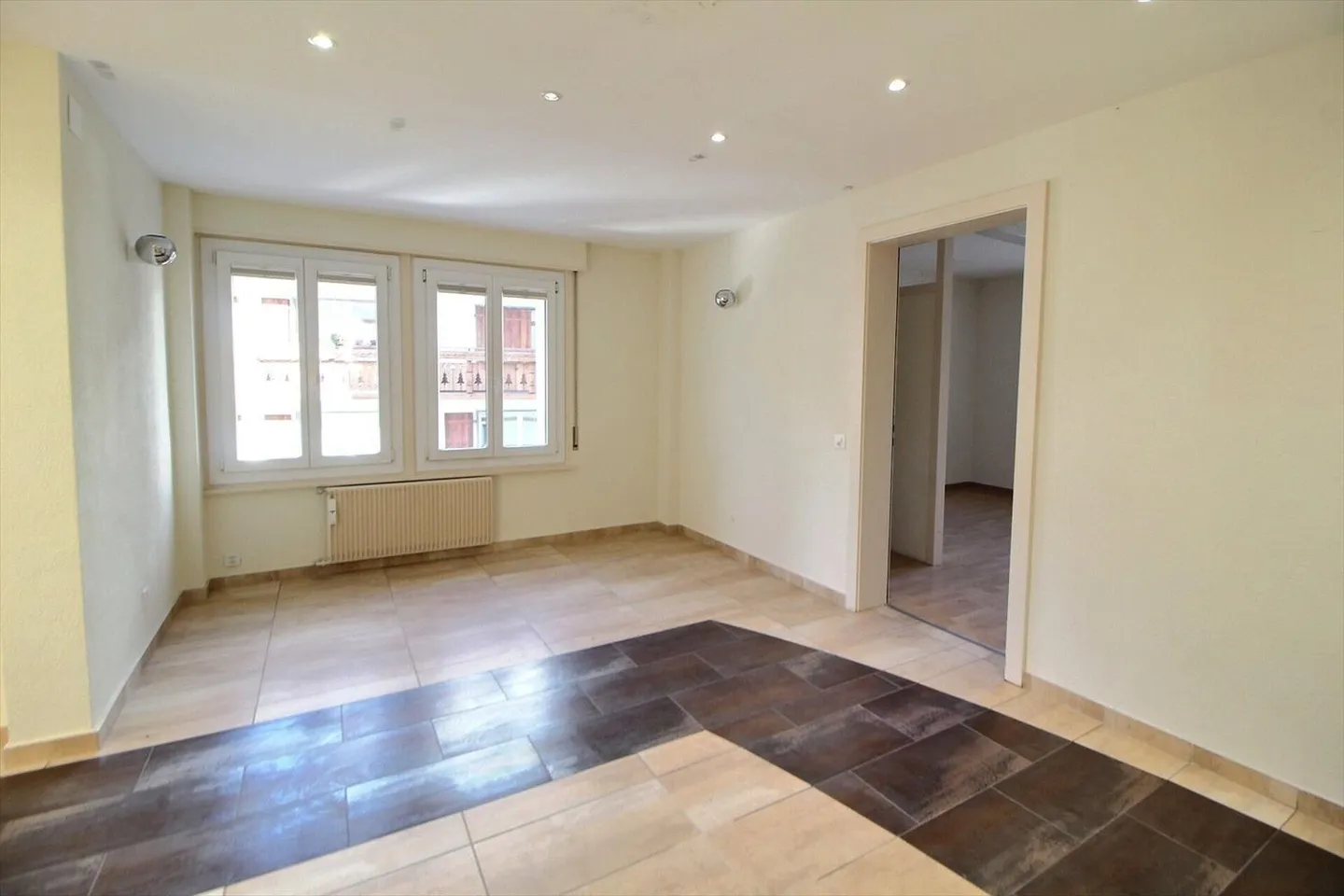 Chance nicht verpassen! 4,5-Zimmer-Wohnung im Zentrum von Crans - Foto 2 von 5