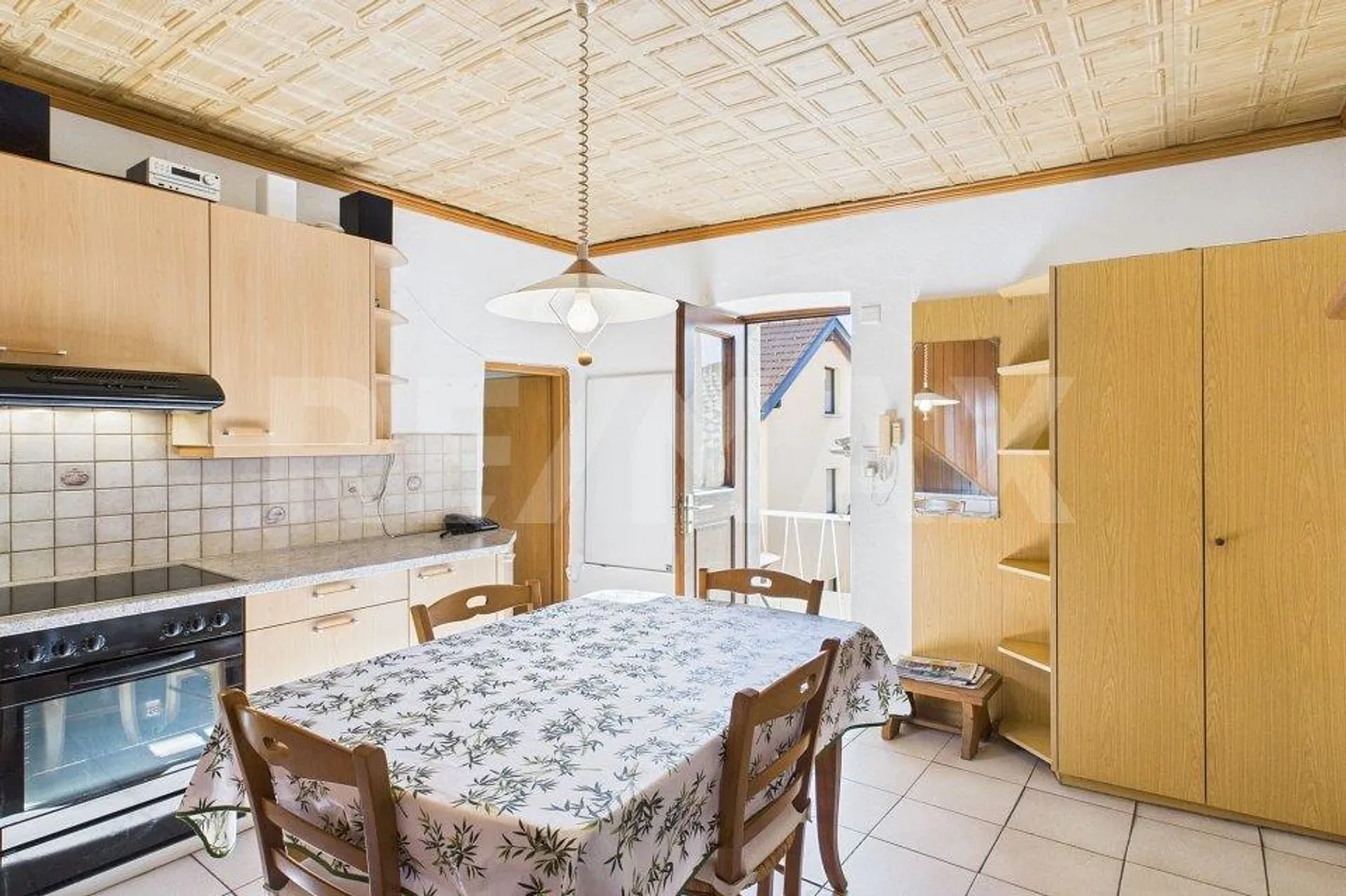 Maison tessinoise avec cour et rustique à rénover - Photo 3 sur 13
