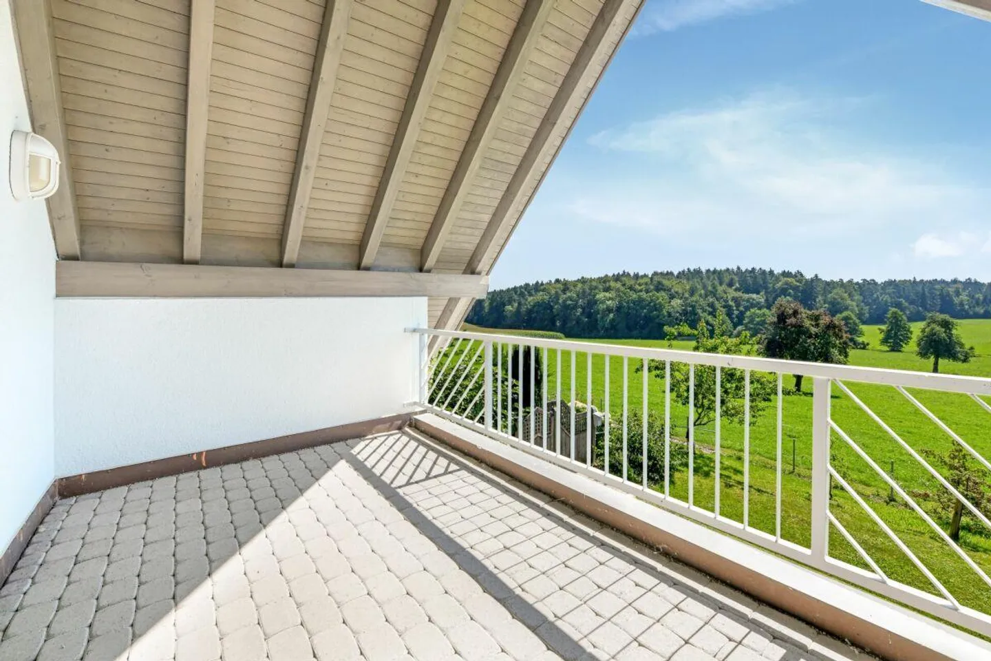 Paix, Nature et Beaucoup d'Espace - Maison Individuelle de 6.5 Pièces en Bordure de la Zone Agricole - Photo 18 sur 27