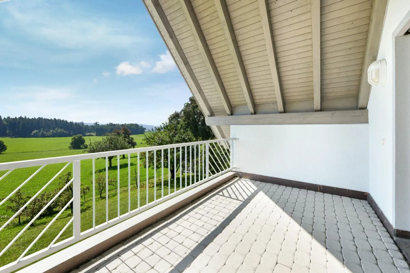 Paix, Nature et Beaucoup d'Espace - Maison Individuelle de 6.5 Pièces en Bordure de la Zone Agricole - Photo 19 sur 27