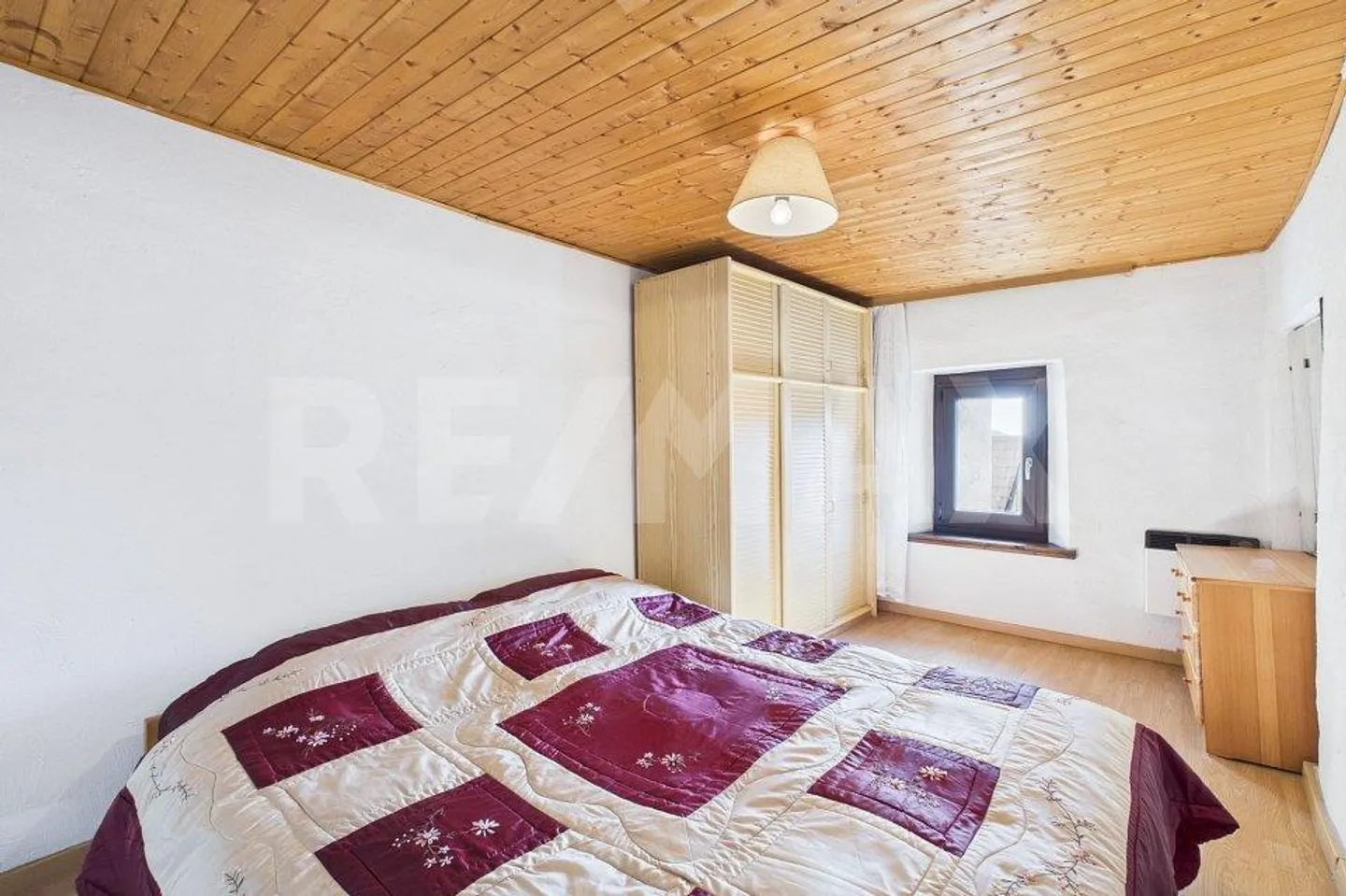 Maison tessinoise avec cour et rustique à rénover - Photo 9 sur 13