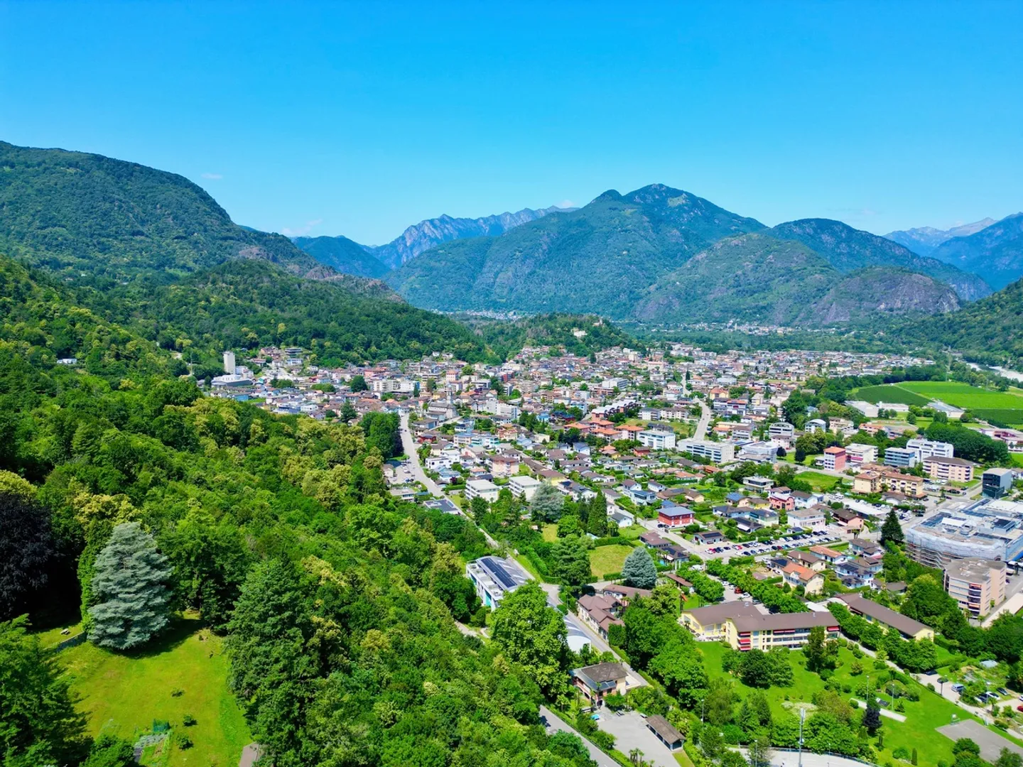 DOMICILIO VACANZE AD ASCONA CON TERRAZZA PANORAMICA, VICINO AL CENTRO CITTADINO - Foto 12 di 12