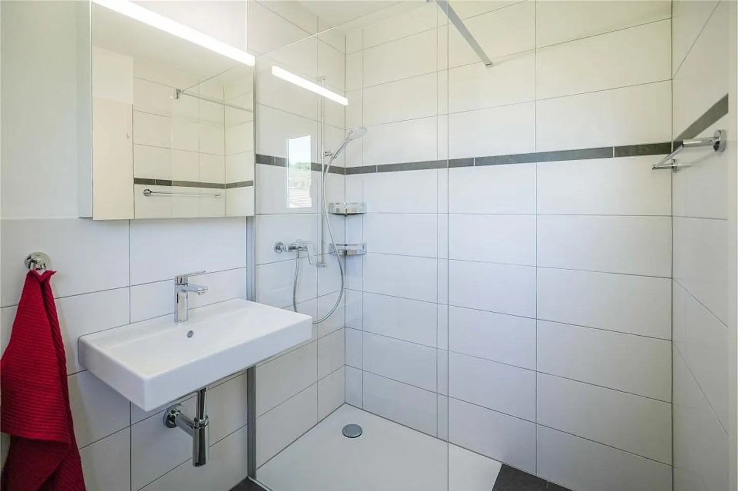 Charming living in a park-like environment: 4.5 room corner townhouse (expandable) - Photo 9 of 13