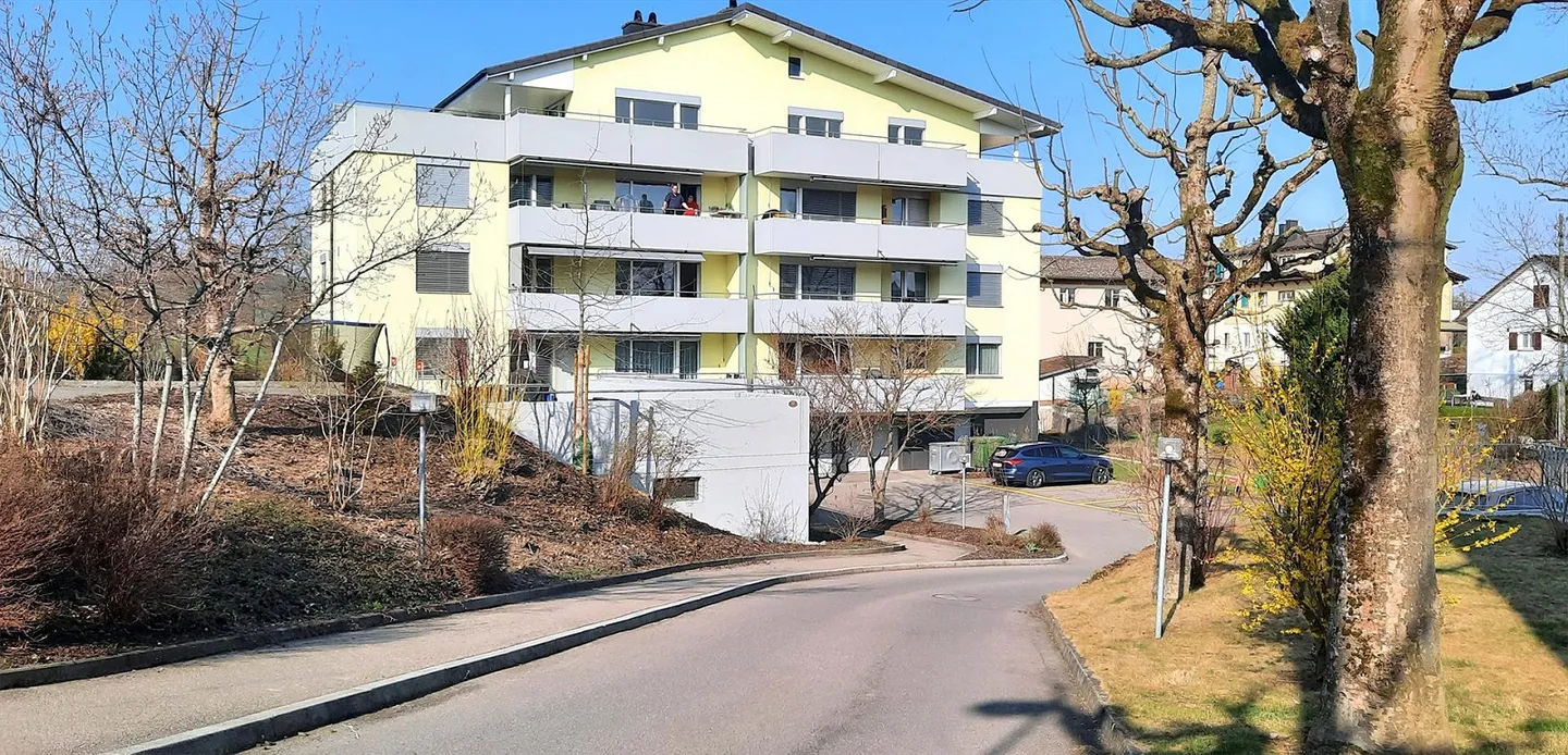 Geräumige Wohnung in Ballwil - Foto 1 von 6
