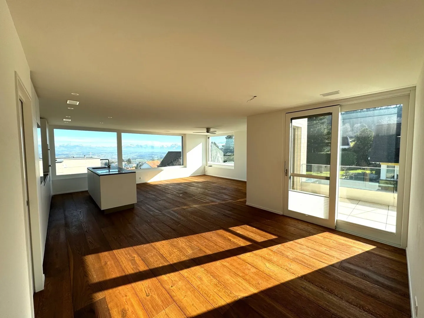 Attika mit Unverbaubarer Aussicht - Foto 5 von 9