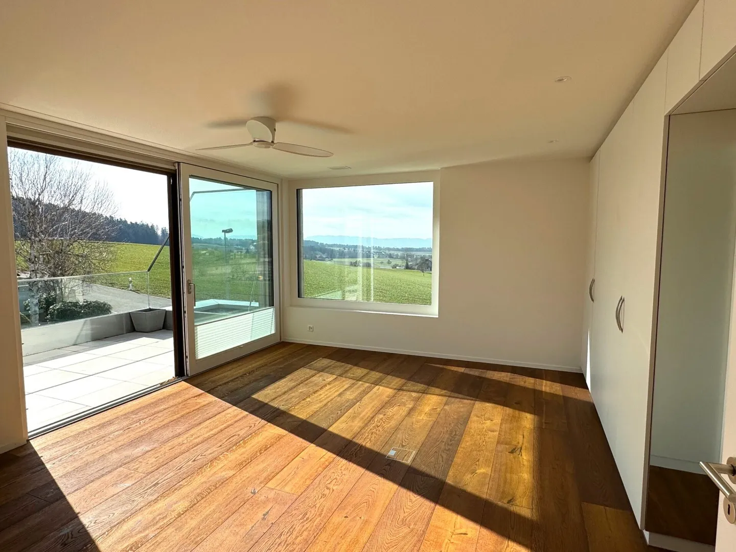 Attika mit Unverbaubarer Aussicht - Foto 8 von 9