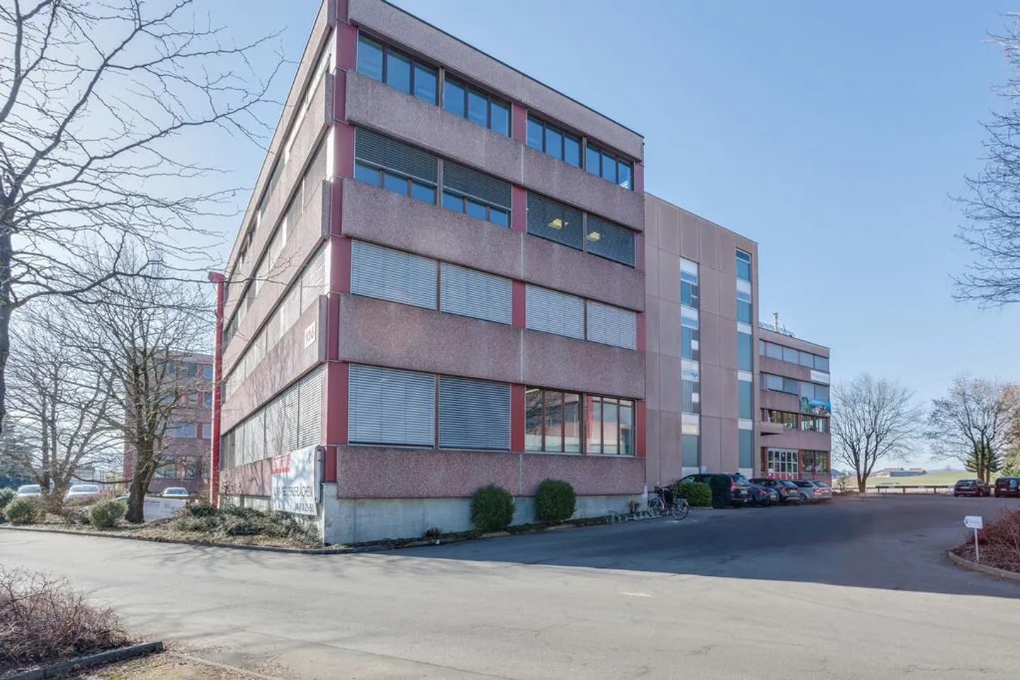 Magazzino in posizione centrale - Foto 1 di 5