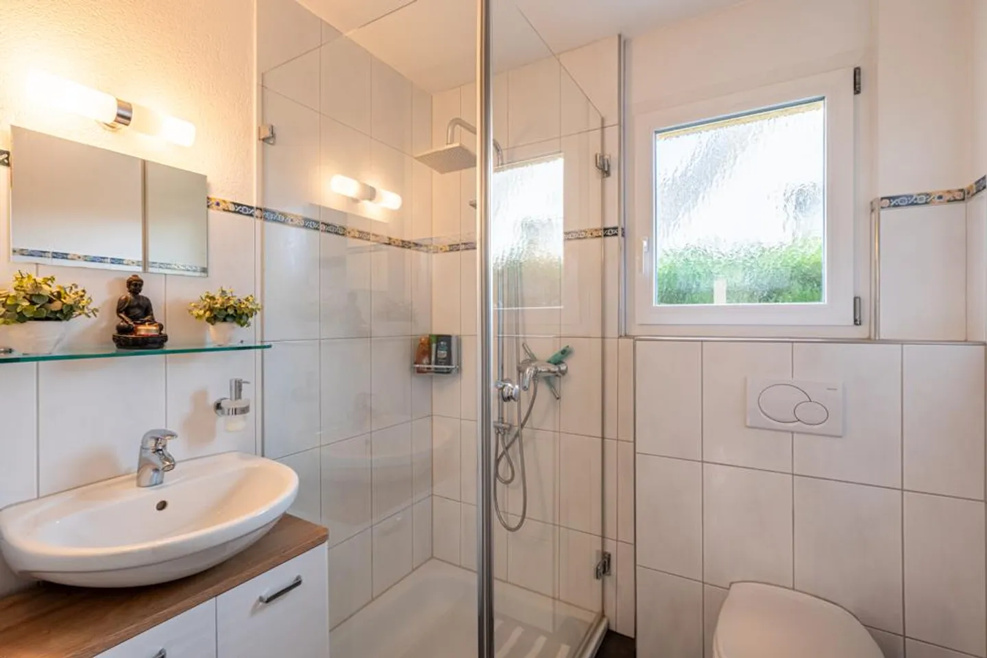 Idyllic family oasis with large garden in Kreuzlingen - Photo 7 of 18