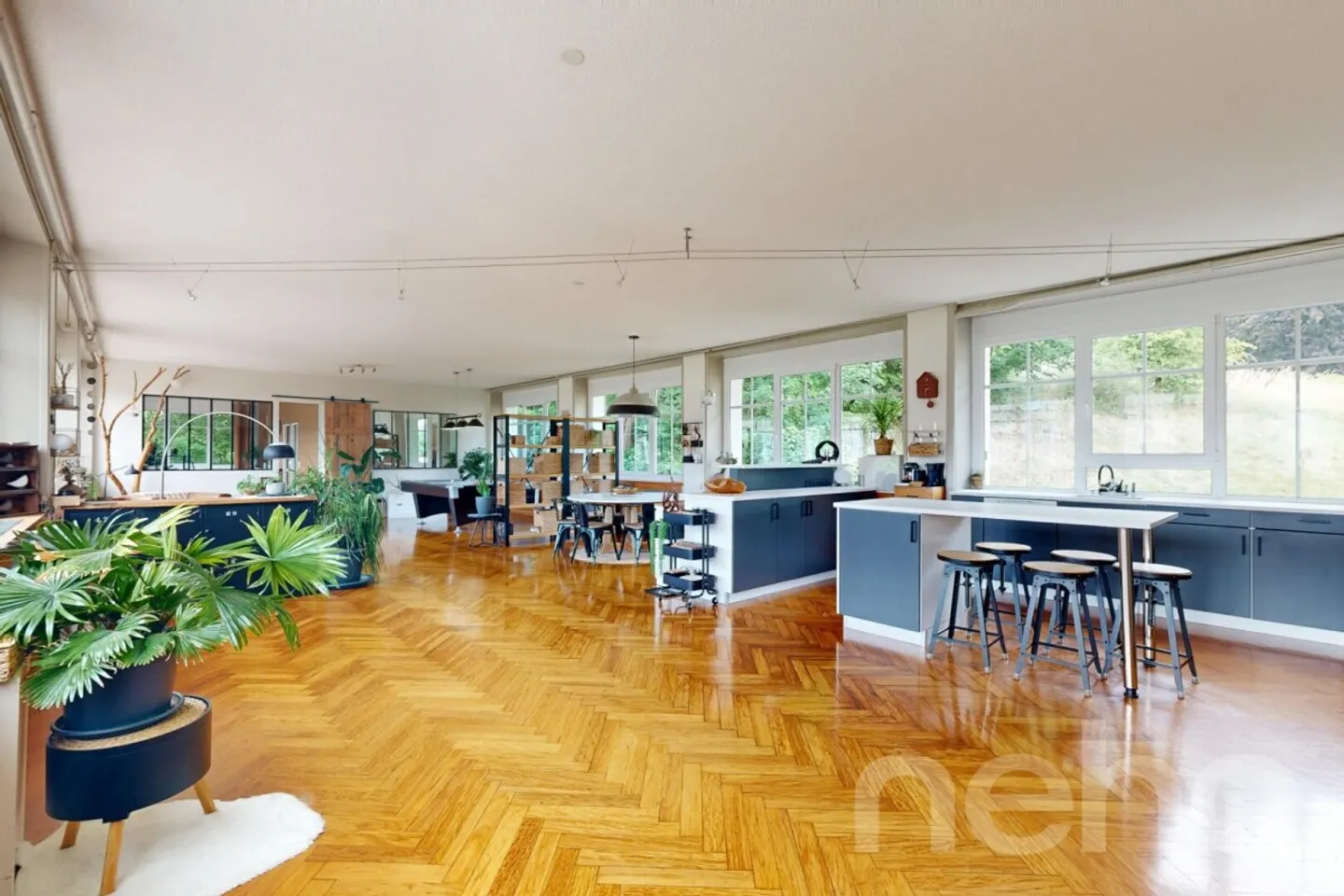 Loft d'exception avec espaces uniques - Photo 4 sur 12