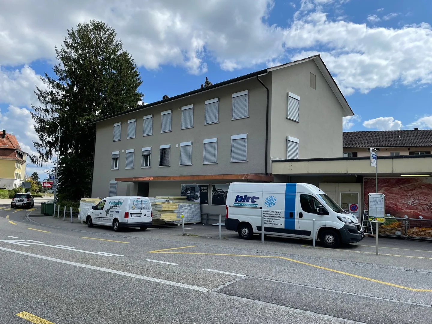Charmante 3-Zimmer-Wohnung mit Balkon in Grenchen - Foto 1 von 16