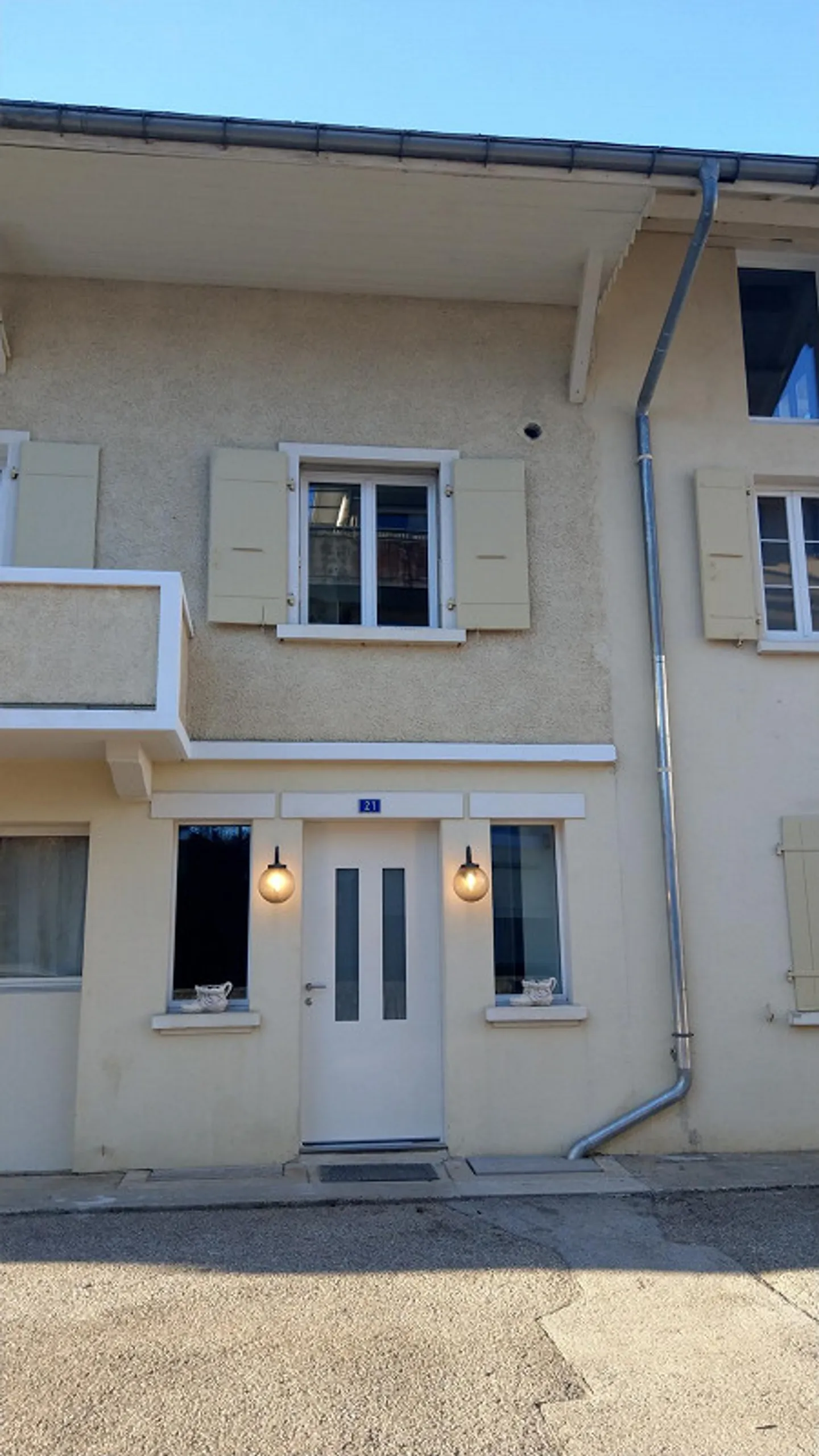 In vendita: Casa di 4 appartamenti, recentemente ristrutturata, a St-Cergue - Foto 3 di 18