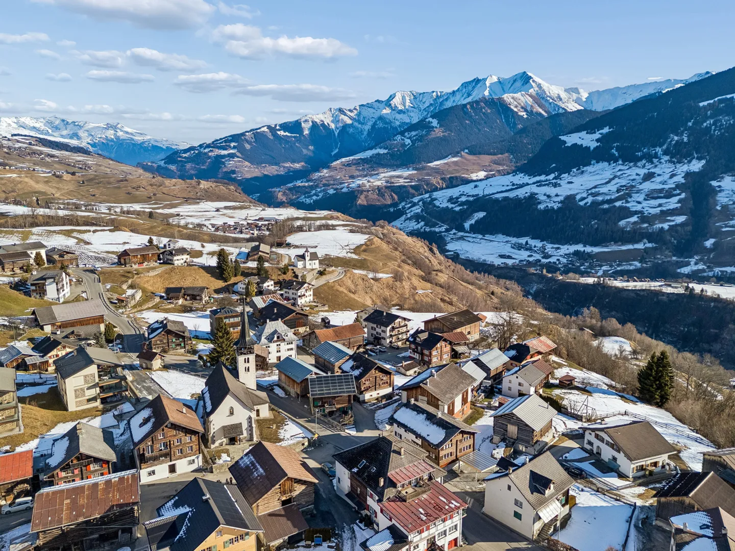 Alpine Multi-Family House in Vignogn - Photo 18 of 18