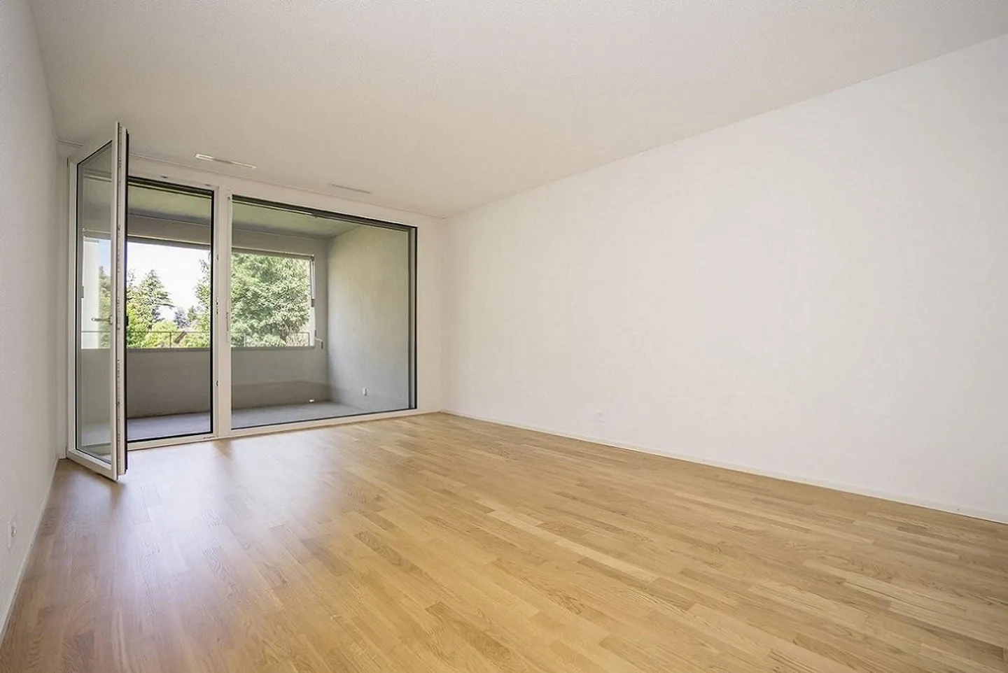 Living with holiday atmosphere - Photo 3 of 7