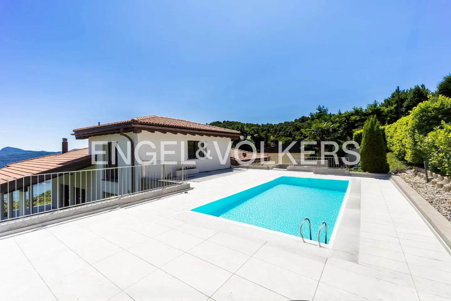 Villa avec de fantastiques espaces extérieurs - Photo 13 sur 13