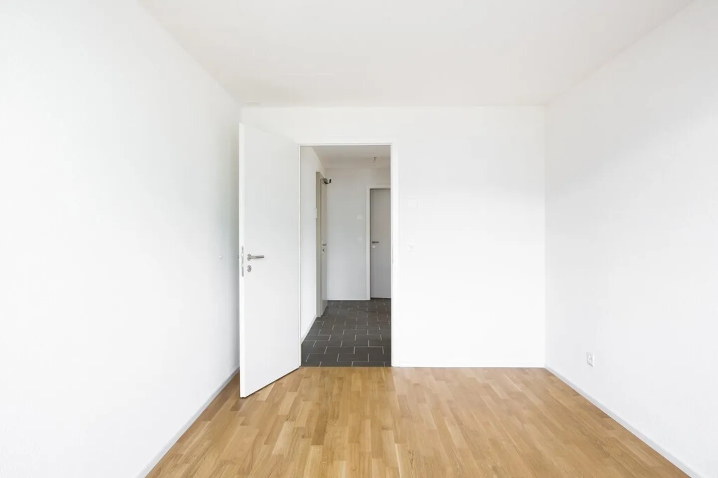 Grab! Stunning apartment in the heart of Fribourg! - Photo 6 of 7