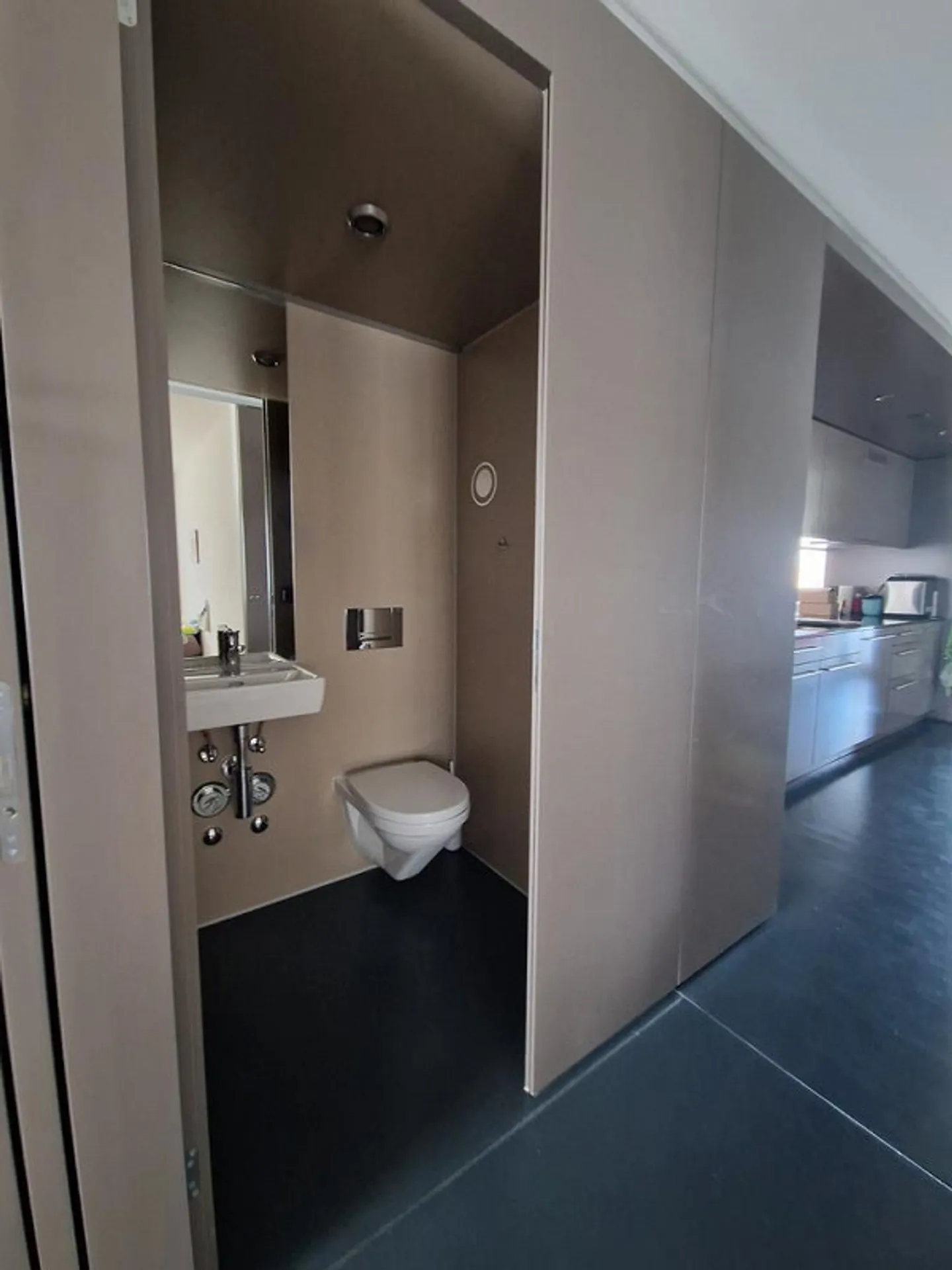 Appartamento 2,5 locali nel cuore di Therwil - Foto 6 di 10