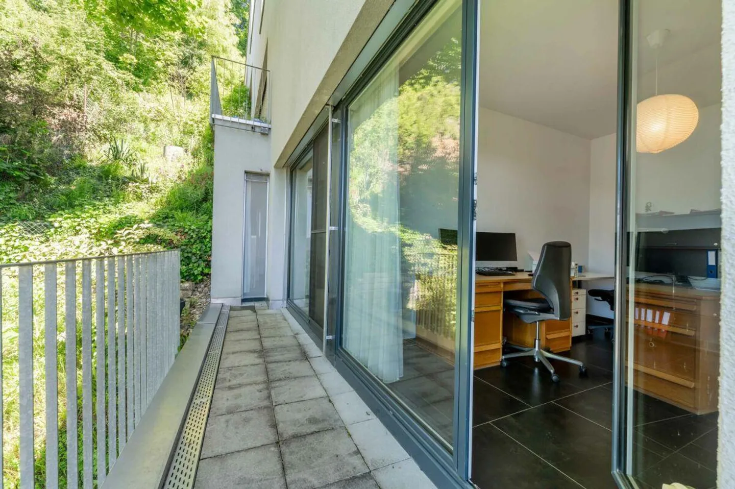 RISERVATO. Casa a terrazza ben tenuta di 5,5 stanze, altezza dei locali 2,80 metri, sul Bruggerberg con la migliore vista panoramica - Foto 22 di 22
