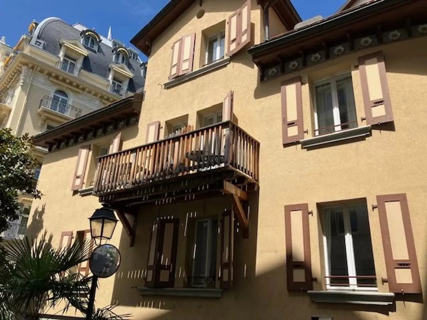 Immeuble de rendement rénové au coeur de Montreux, à côté du Palace - Photo 2 sur 12