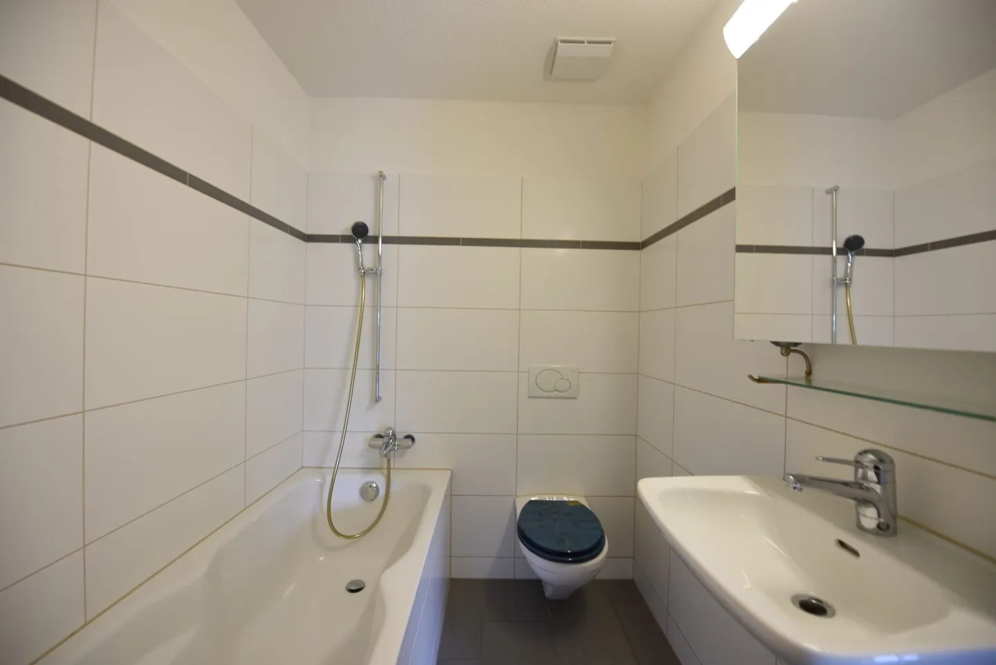 2.5-room ground floor apartment with garden seating area - Photo 4 of 7