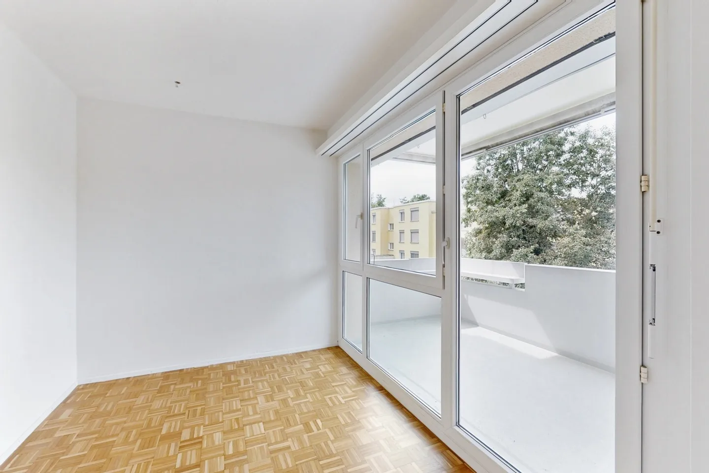 Geräumige Wohnung in ruhiger Lage - Foto 6 von 6
