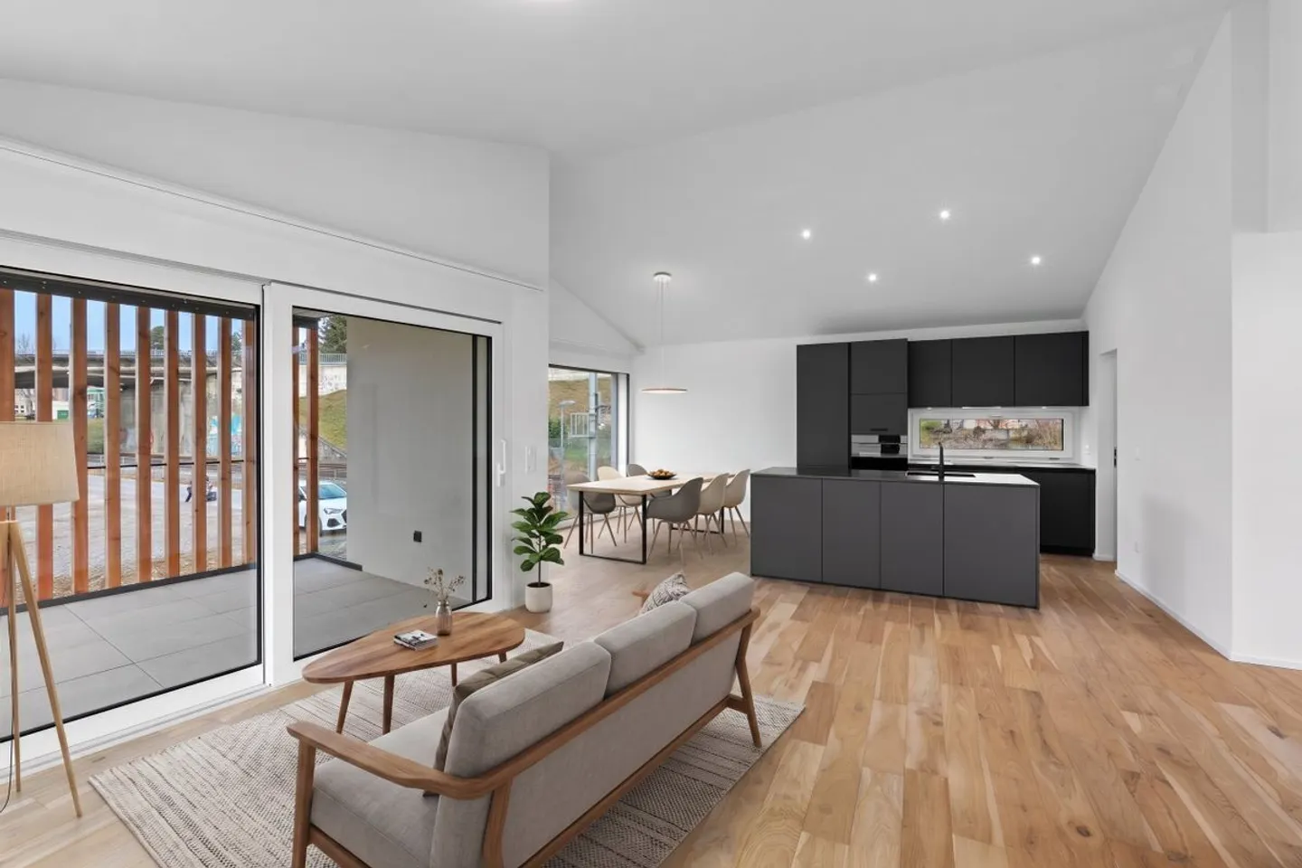 Premium Apartment with Roof Terrace - Photo 6 of 13
