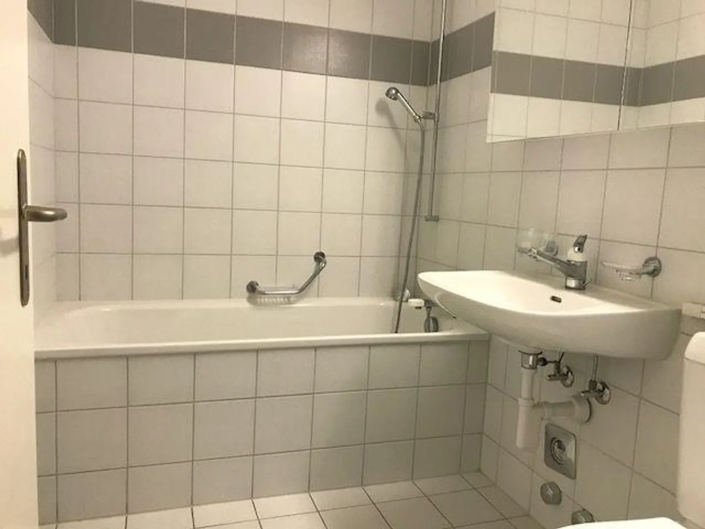 Helle Wohnung nahe dem Rhein - Foto 3 von 5