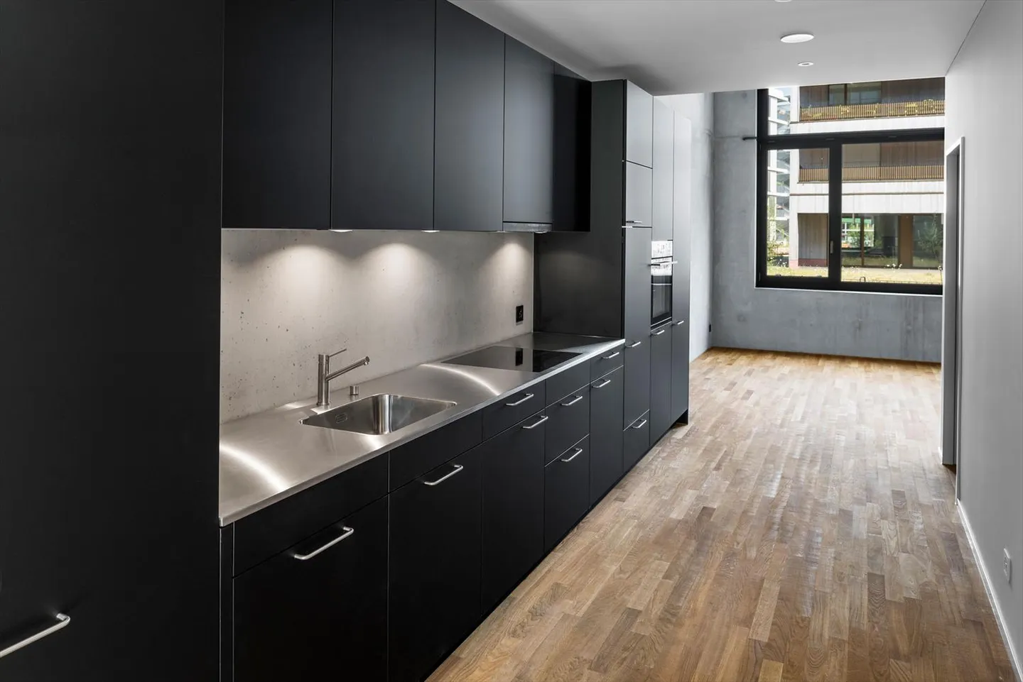 Apartment for rent - Photo 4 of 6