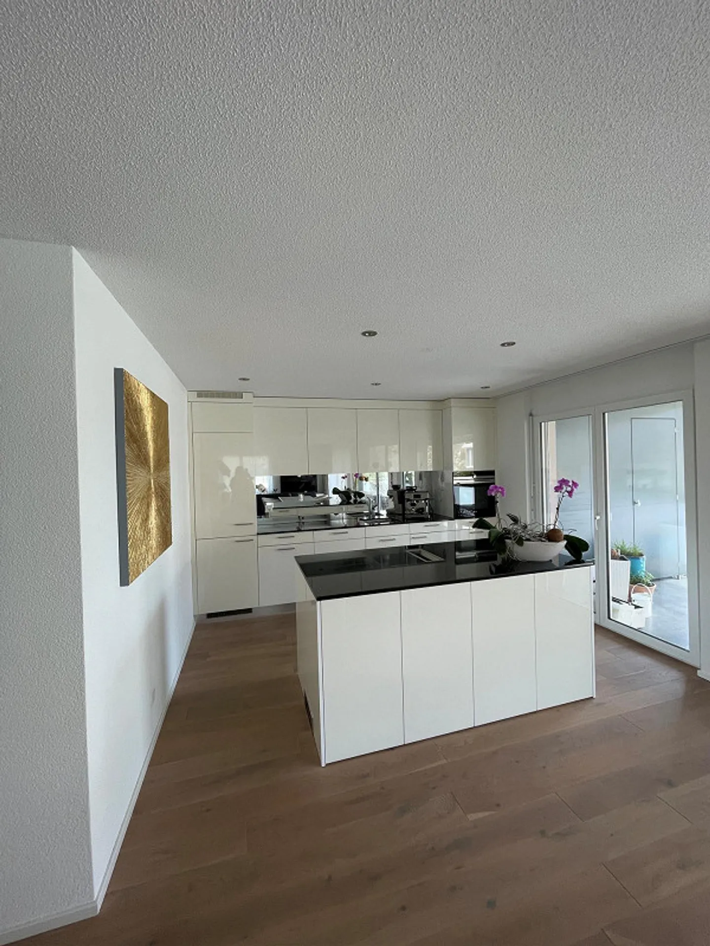 Helle 4.5-Zimmer-Wohnung mit Terrasse - Foto 4 von 16