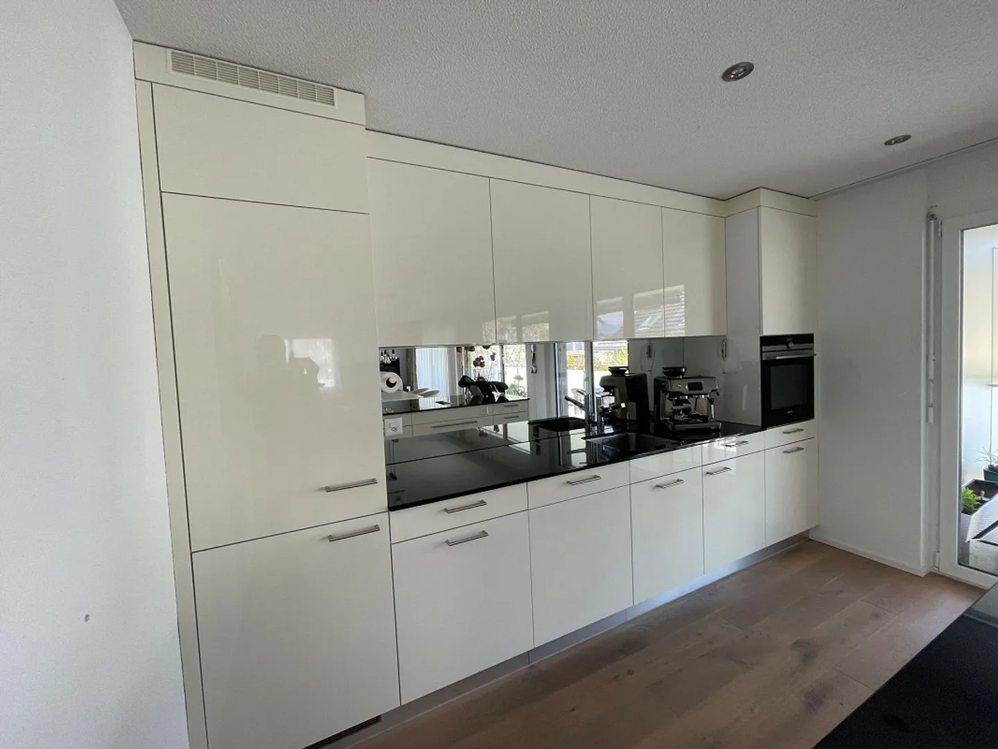 Helle 4.5-Zimmer-Wohnung mit Terrasse - Foto 5 von 16