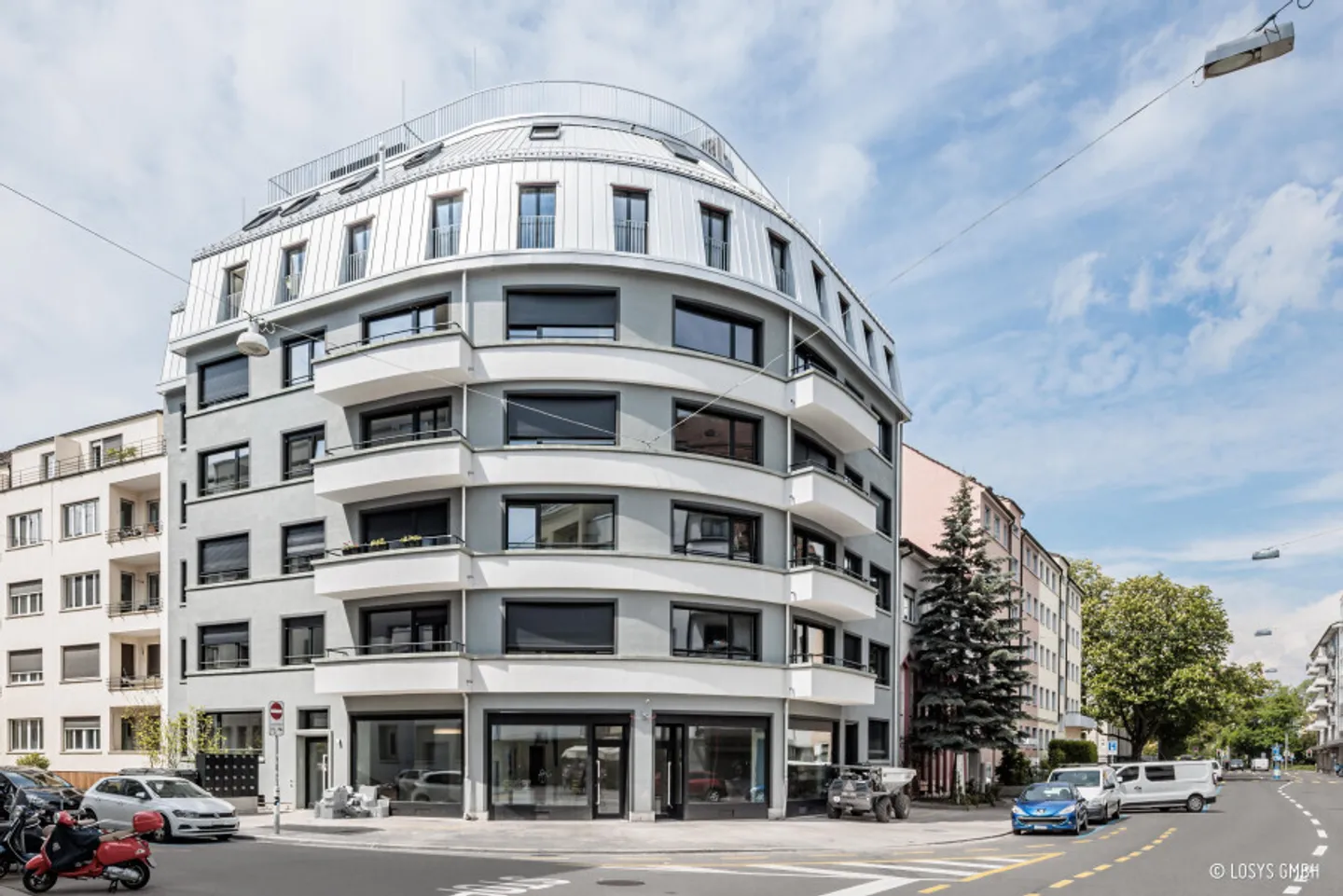 Renovated apartment in a central residential area - Photo 1 of 9