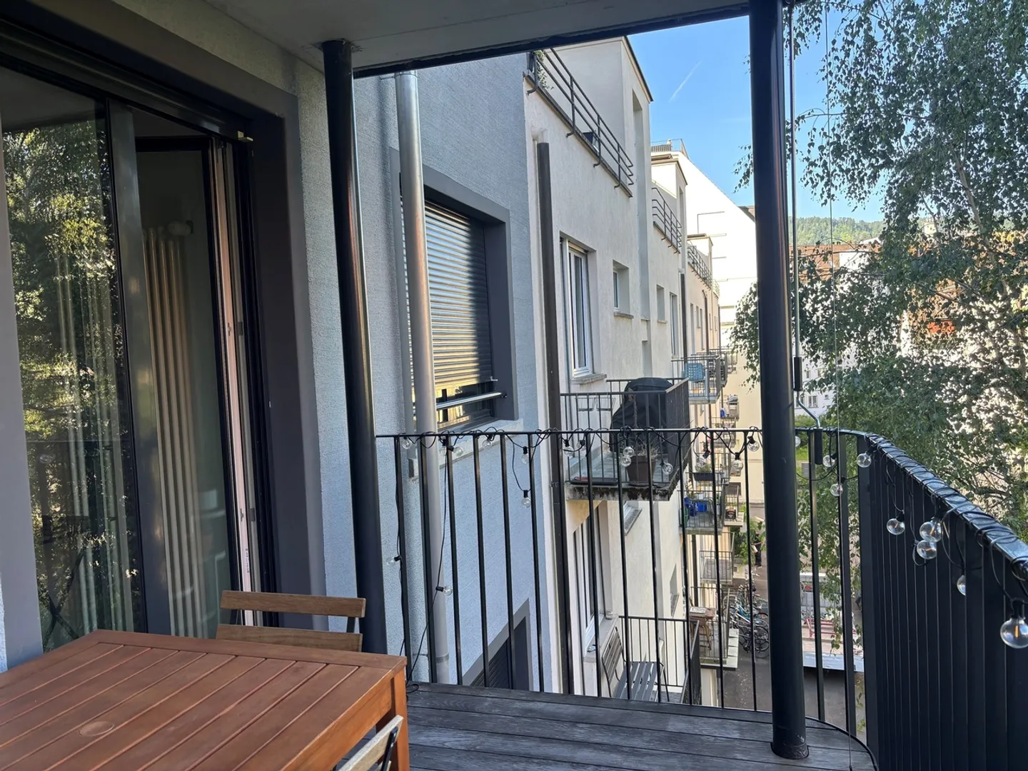 Renovated apartment in a central residential area - Photo 9 of 9