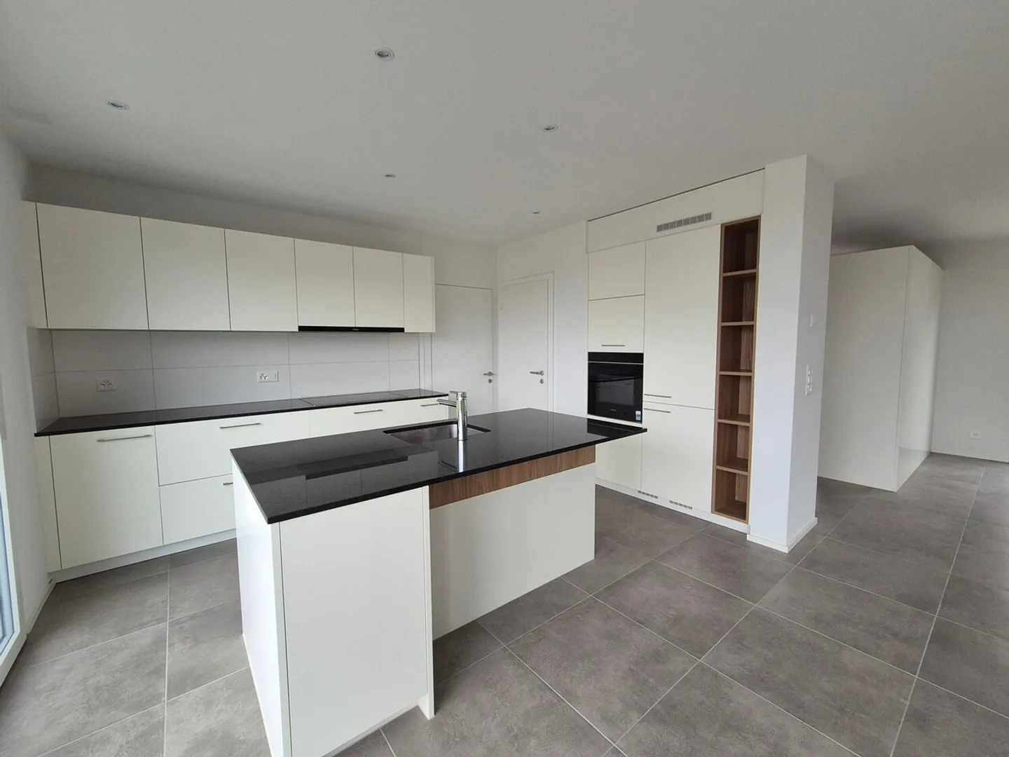 Nouvelle villa de 4,5 pièces à louer ! - Photo 3 sur 9