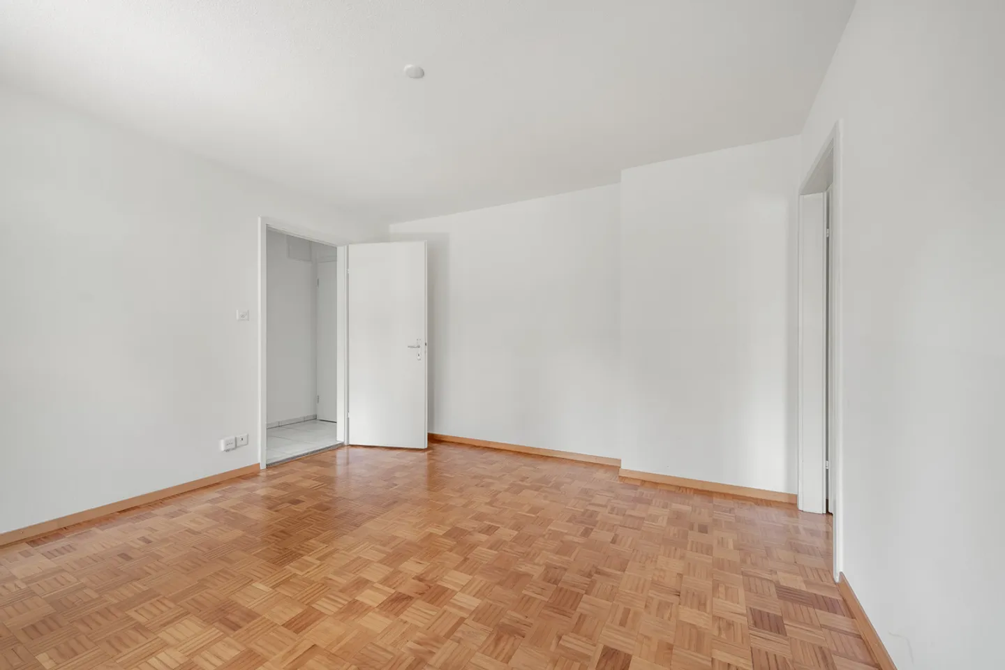 Charmantes Studio in Wipkingen - Foto 2 von 6