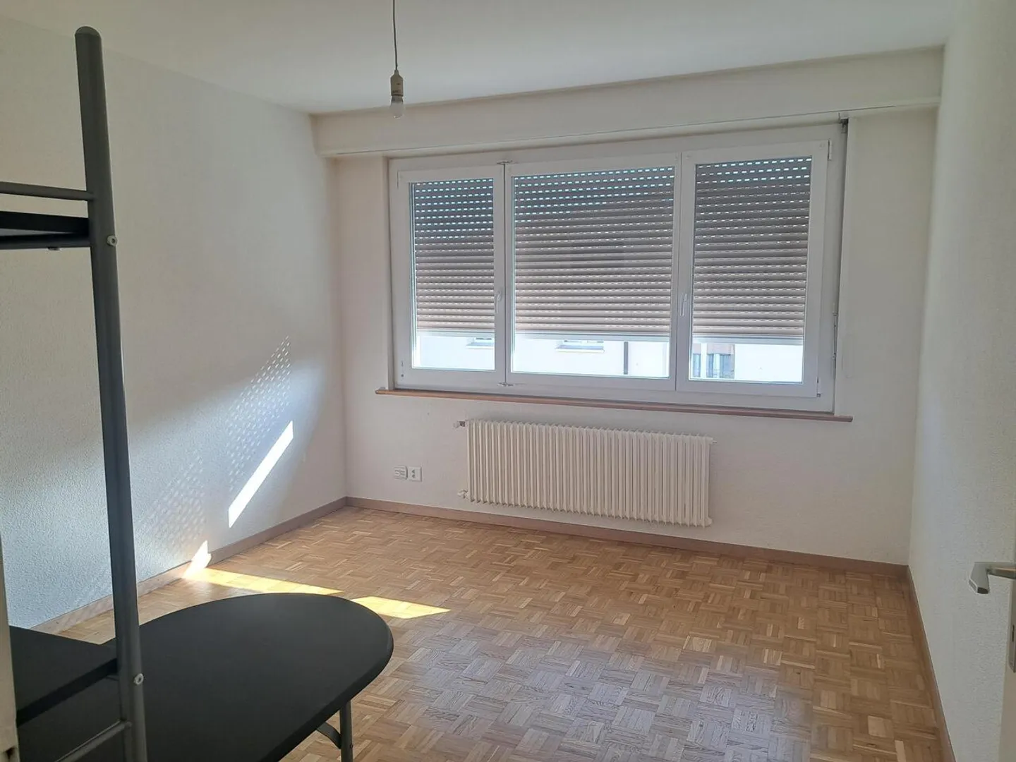 STUDIO de 20 m2 au 3ème étages avec ascenseur - Photo 3 sur 7