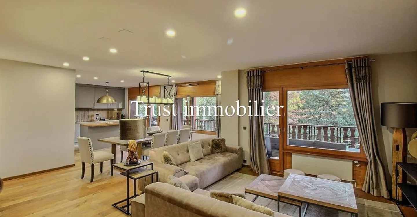 4026L. Beautiful apartment 4.5 rooms for rent, center of Crans - Photo 1 of 10
