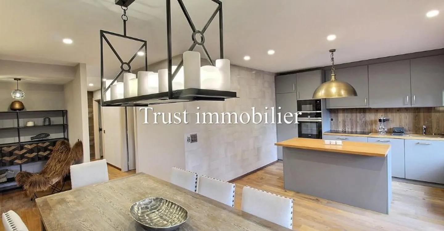 4026L. Beautiful apartment 4.5 rooms for rent, center of Crans - Photo 2 of 10