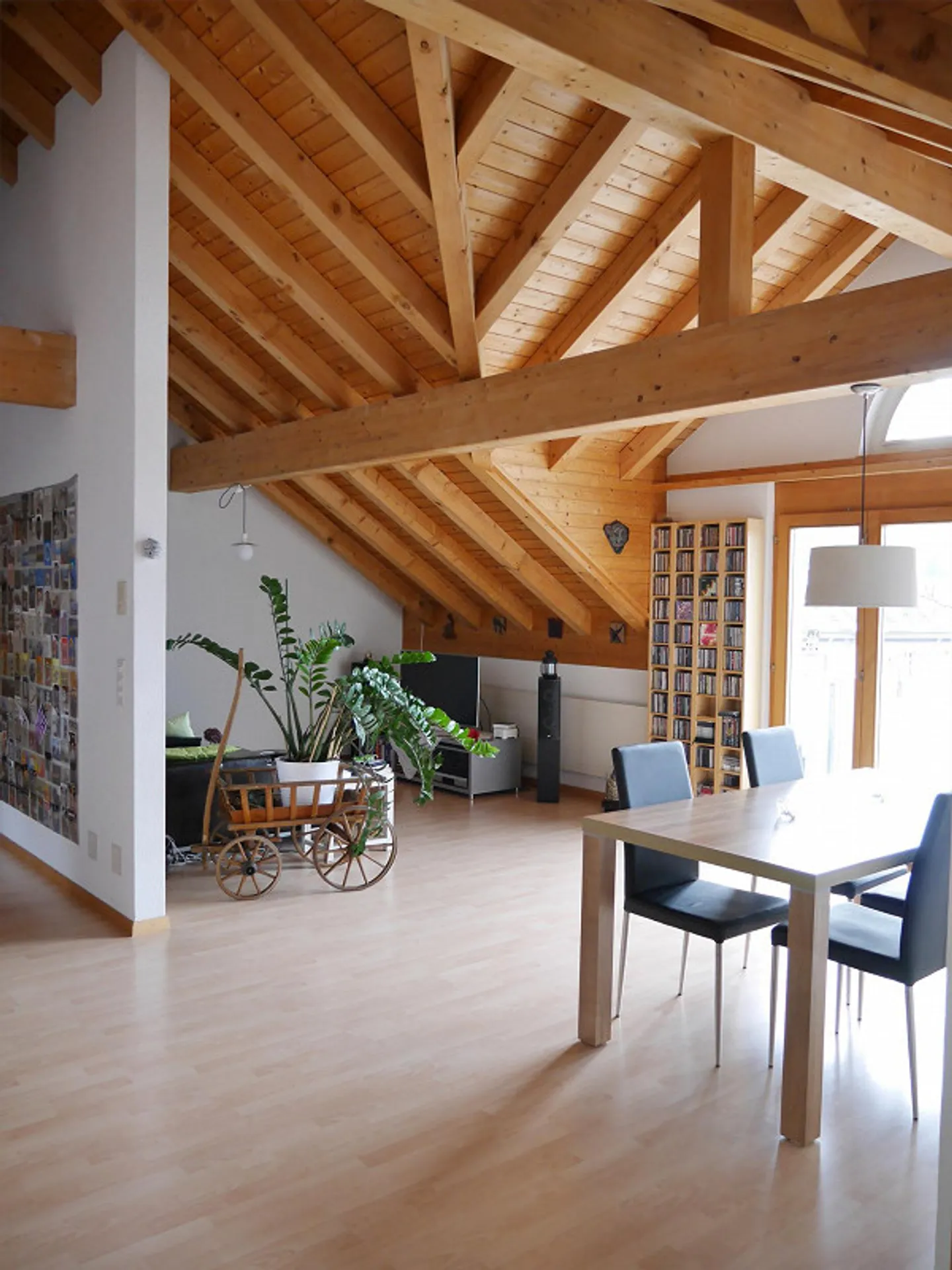 Appartamento Attico 3.5 Stanze in Posizione Centrale - Foto 2 di 5