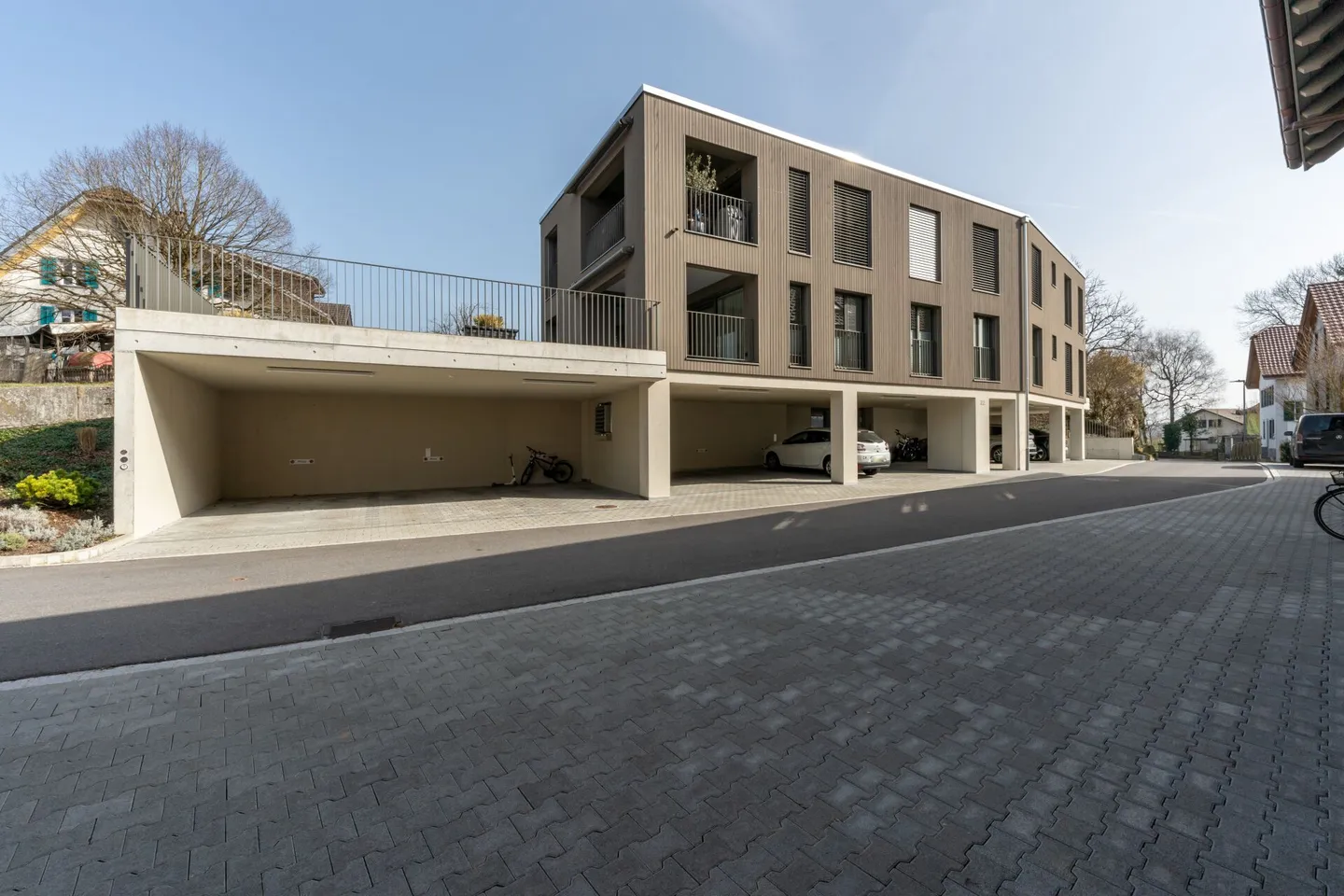 Living Dream - Exclusive 3½ Room Apartment in the Best Location in Bünzen! - Photo 1 of 17