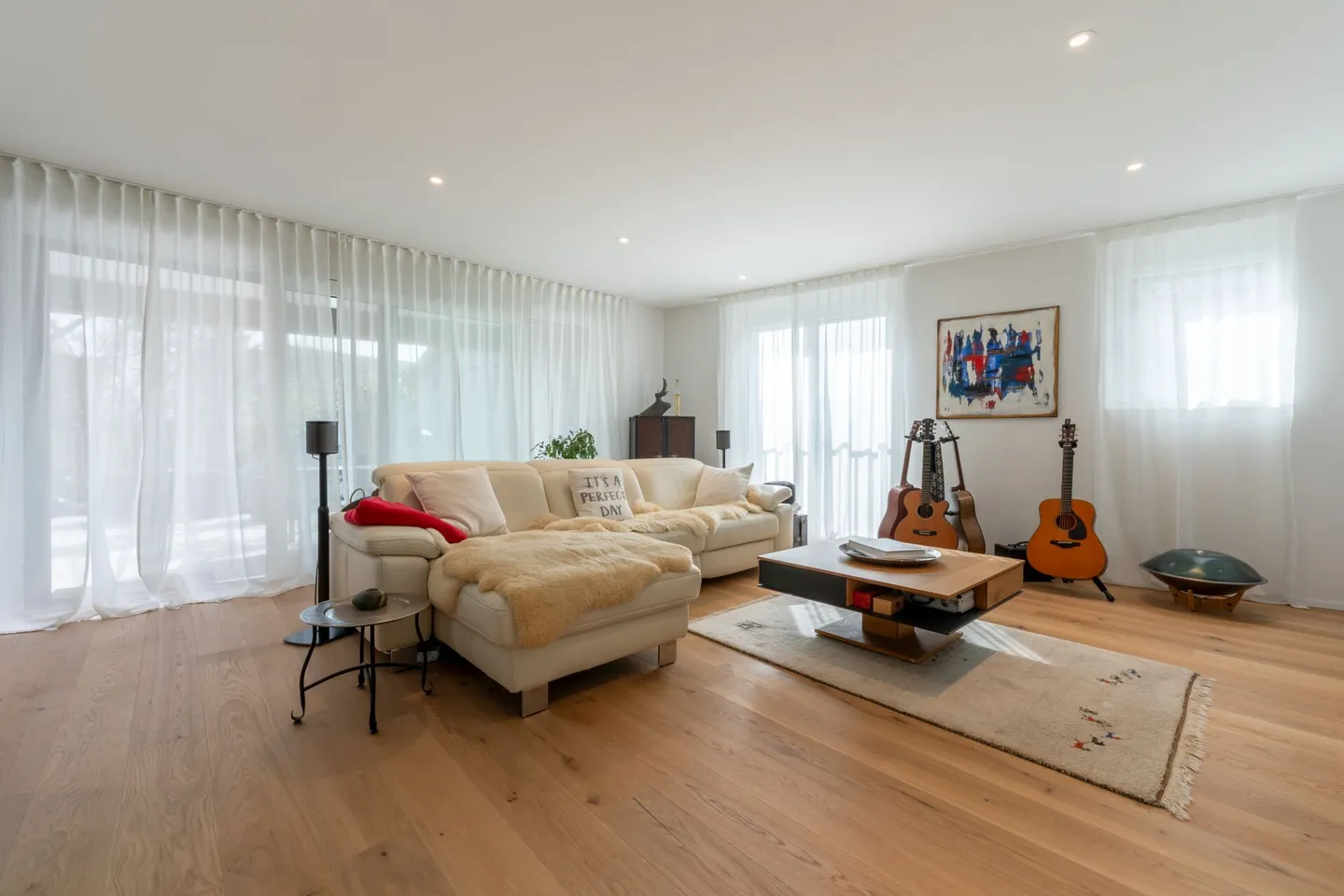 Living Dream - Exclusive 3½ Room Apartment in the Best Location in Bünzen! - Photo 4 of 17