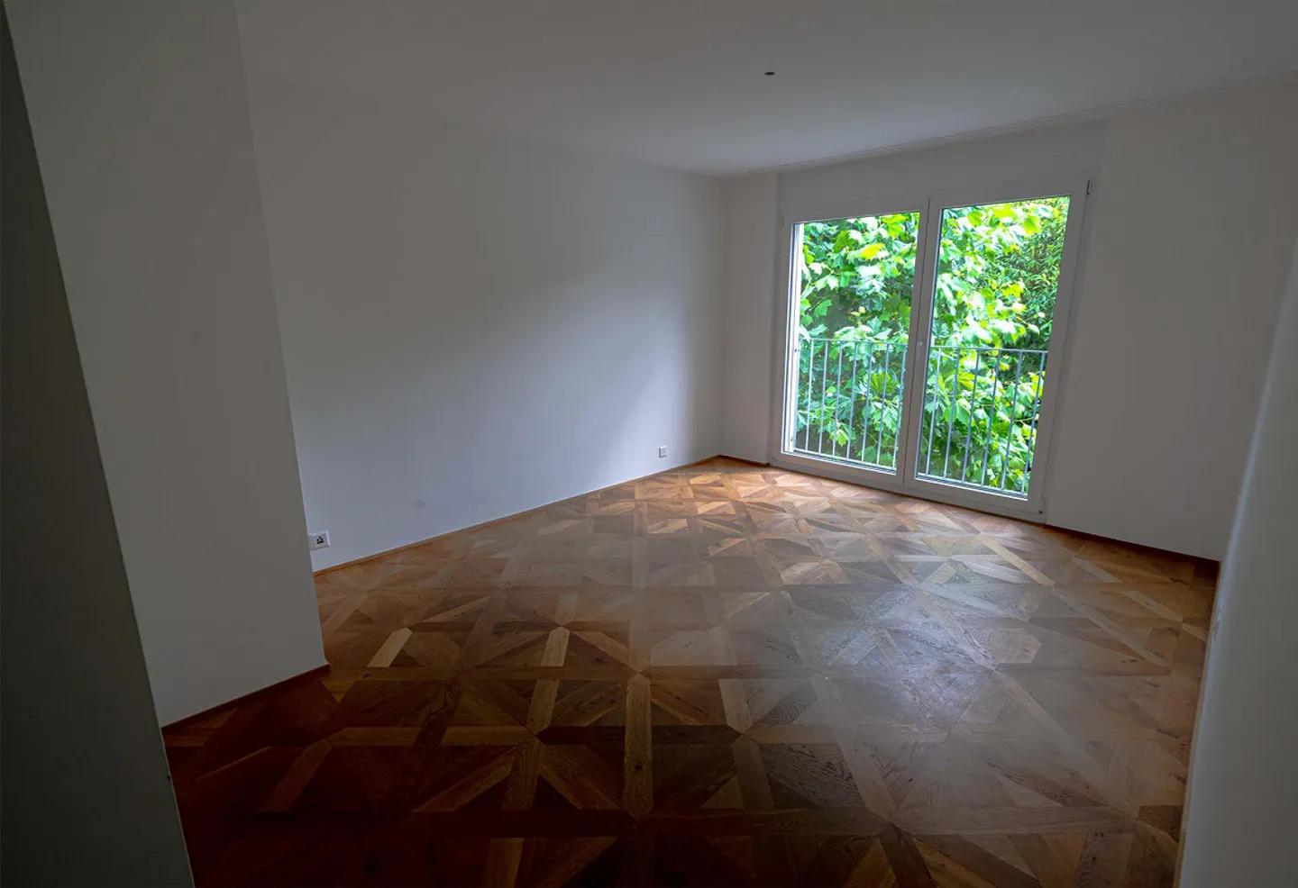 Appartement spacieux de 5 pièces avec balcon à Zollikon - Photo 3 sur 12