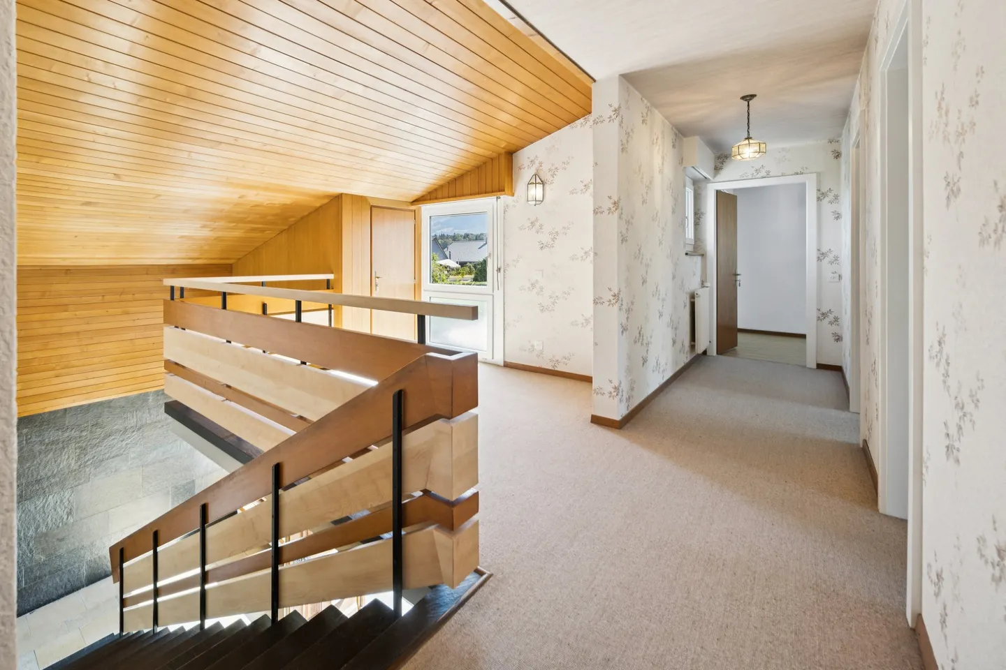 Maison avec 7,5 pièces sur 3 niveaux - Photo 6 sur 10